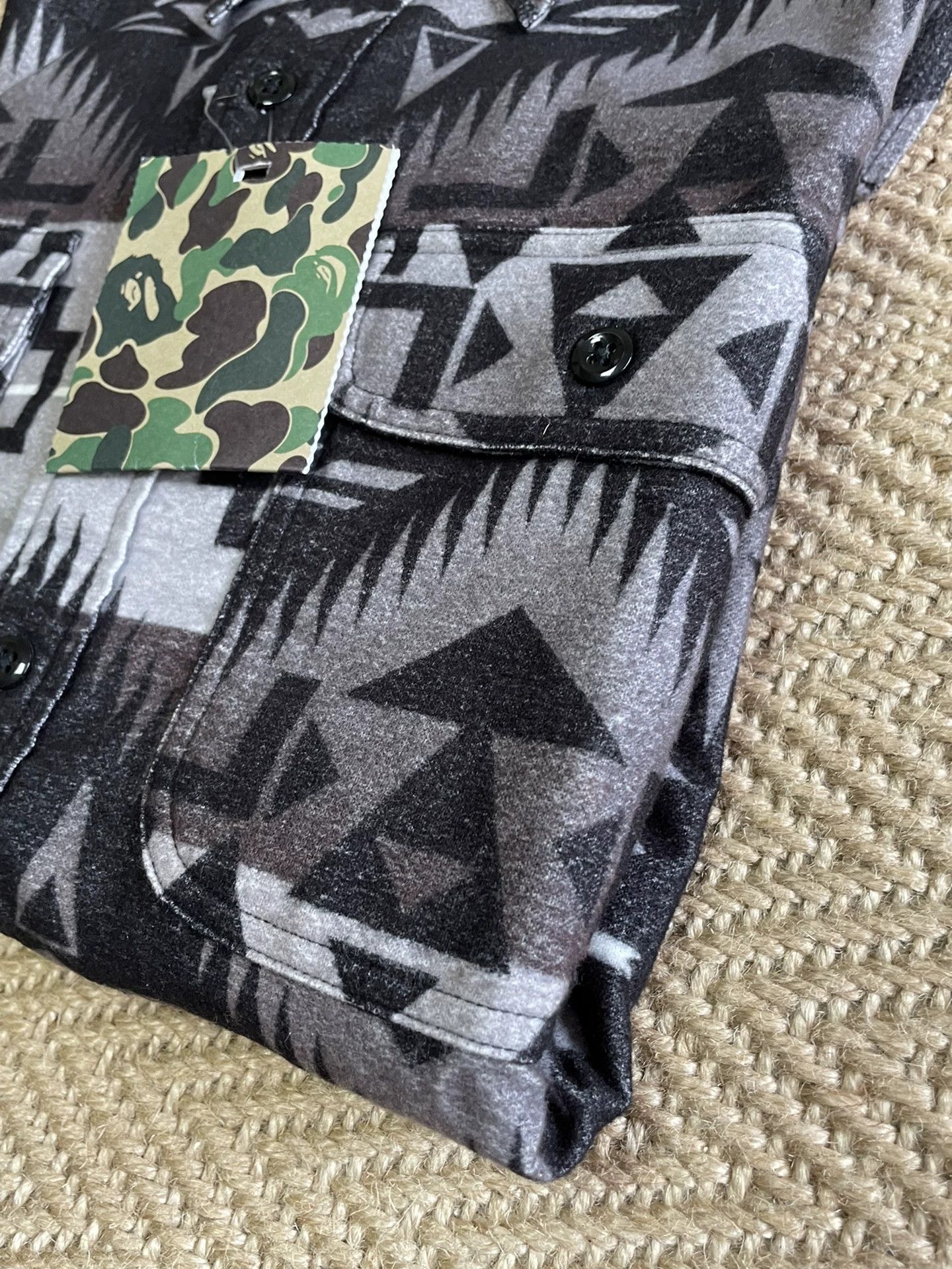 Bape BAPE Tribal CAMO Velvet LS Shirt M NWT NIGO Worn Early Size US M / EU 48-50 / 2 - 9 Thumbnail