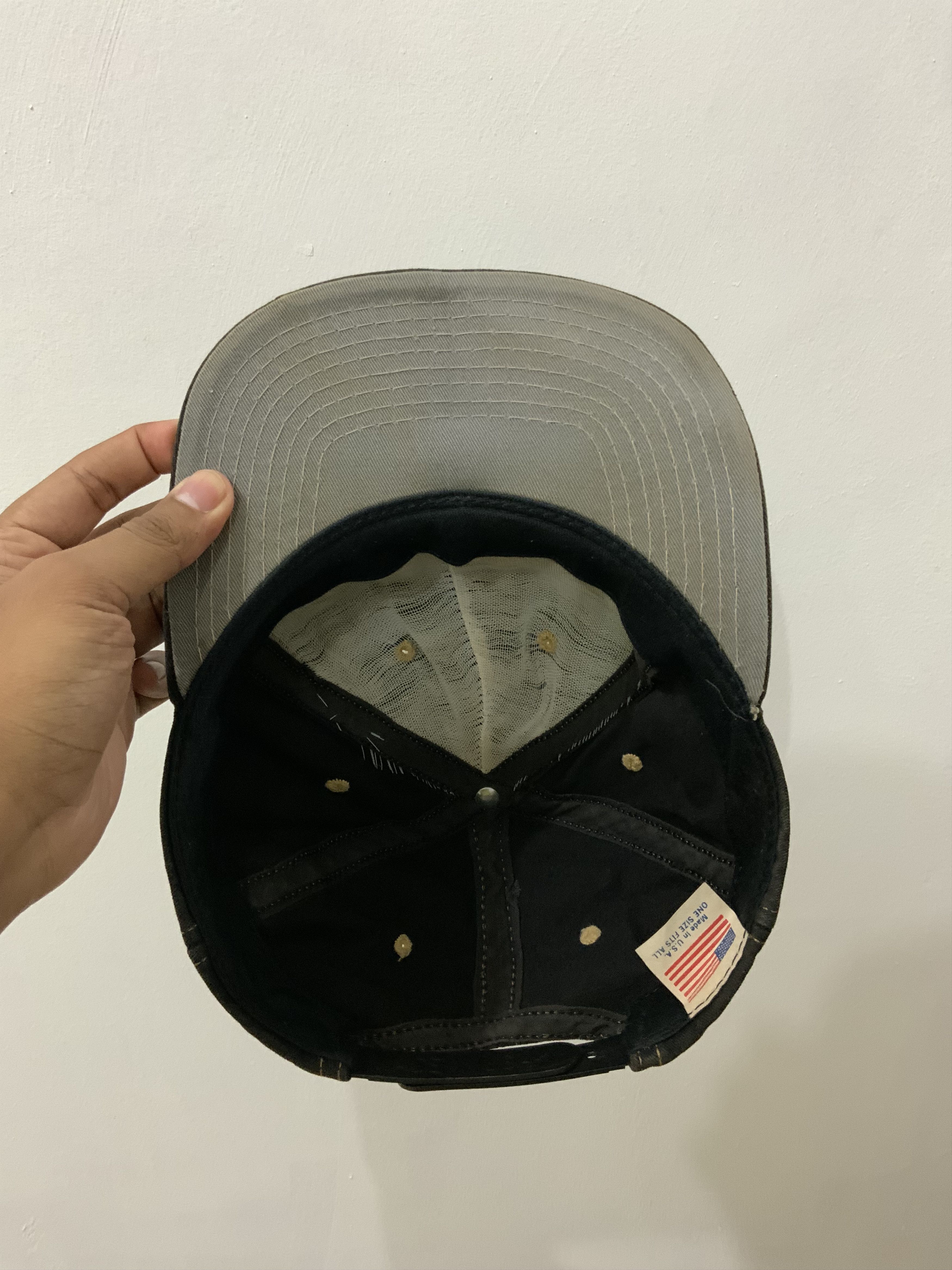 Vintage Vintage Fade R Made in USA Hat Size ONE SIZE - 12 Thumbnail