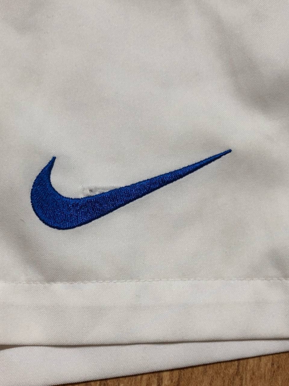 Nike shorts logo NIKE ENGLAND football Vintage Y2K size XL Size US 36 / EU 52 - 4 Thumbnail