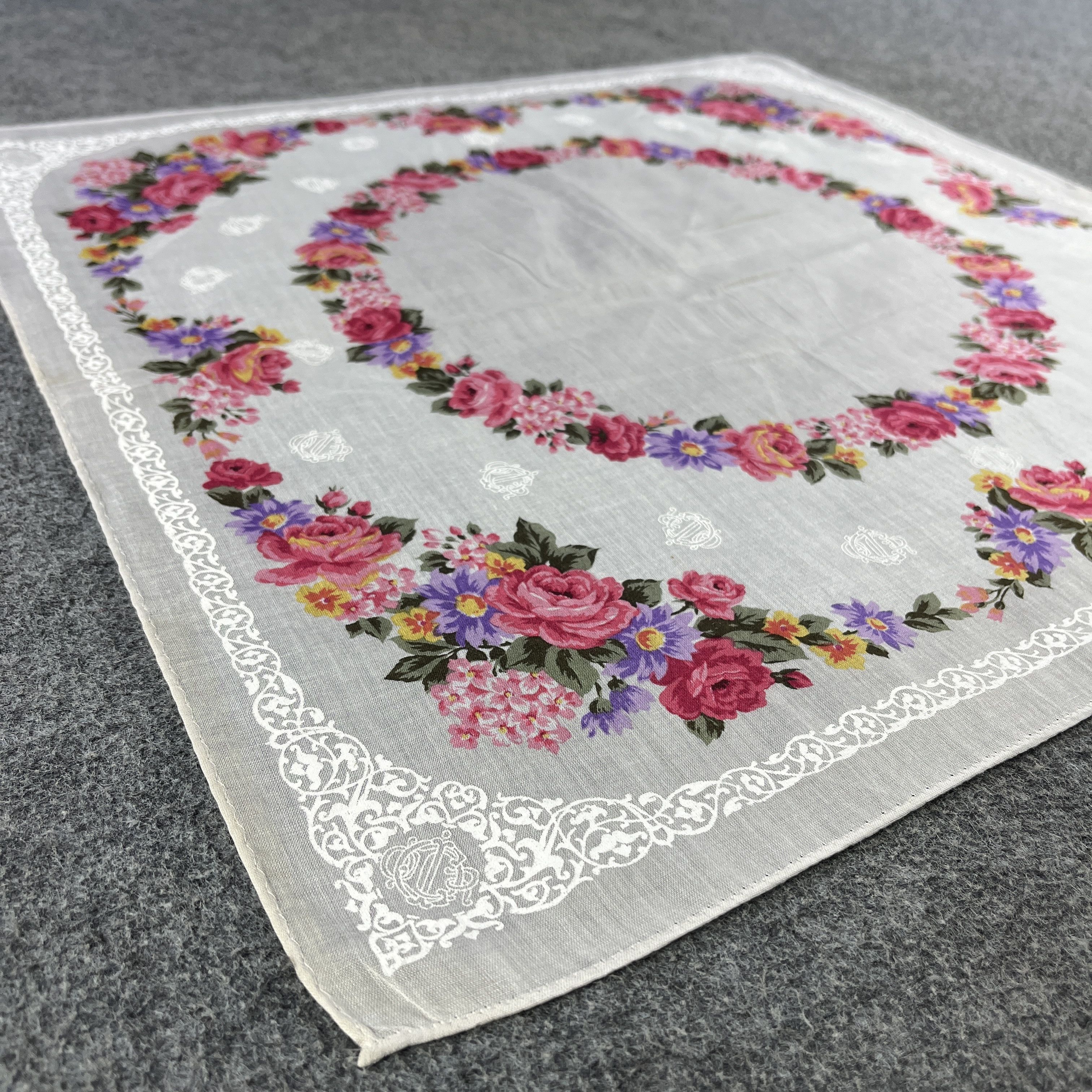 Vintage Christian Dior Handkerchief / Bandana / Neckerchief B094 Size ONE SIZE - 6 Thumbnail