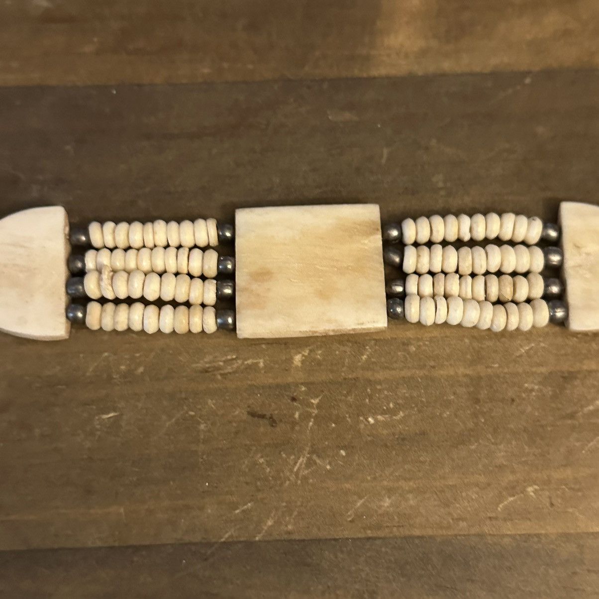 Vintage Vintage tribal carved bone bead bracelet Size ONE SIZE - 5 Thumbnail