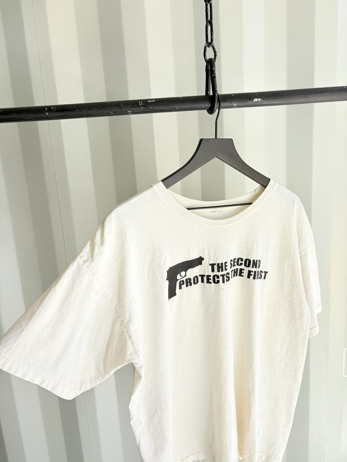 Vintage Vintage Second Amendment Gun Shirt Distressed Faded Grunge Size US XL / EU 56 / 4 - 2 Thumbnail