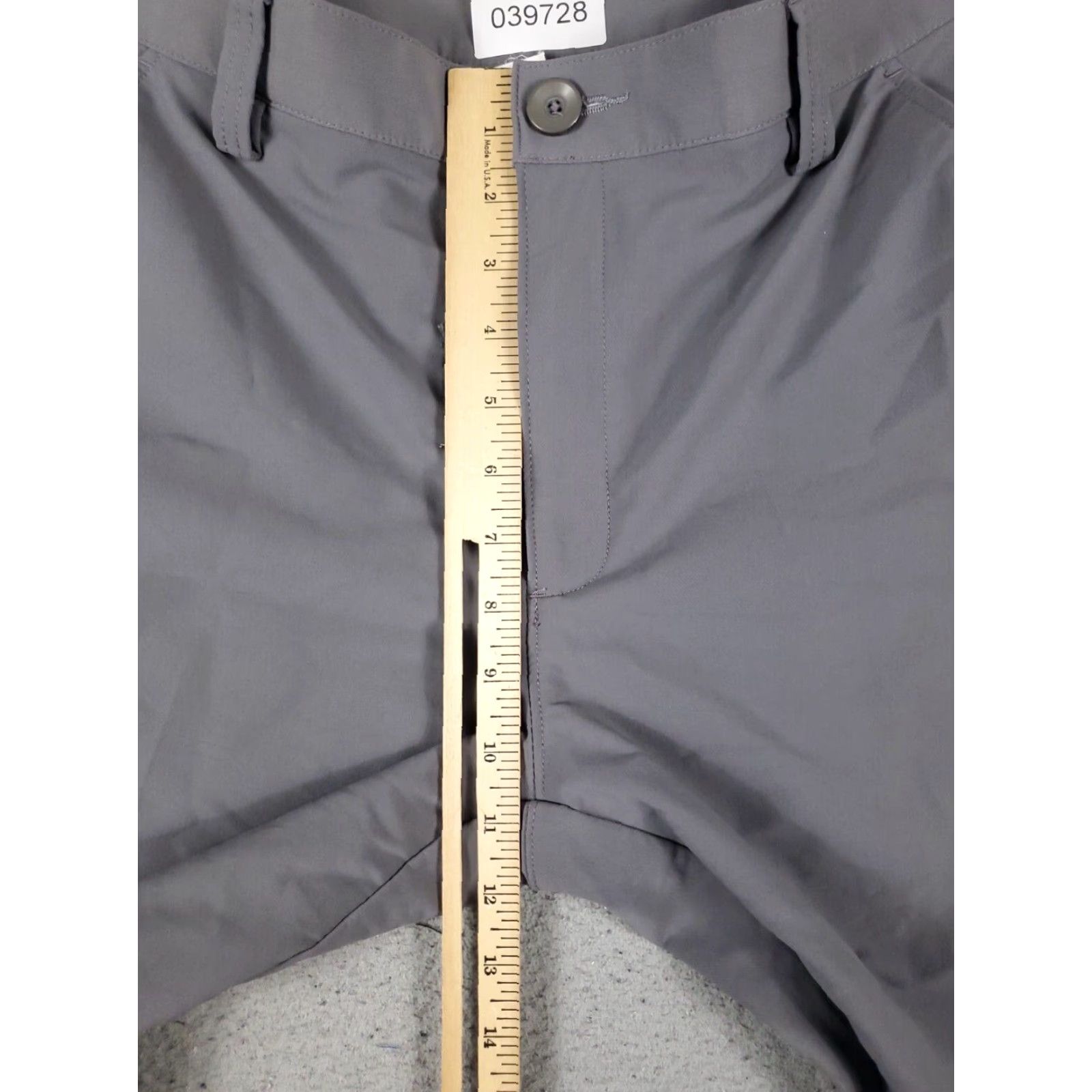 Under Armour Under Armour Chino Pants Mens 34x32 Gray Flat Front Golf Trousers Size US 34 / EU 50 - 3 Thumbnail