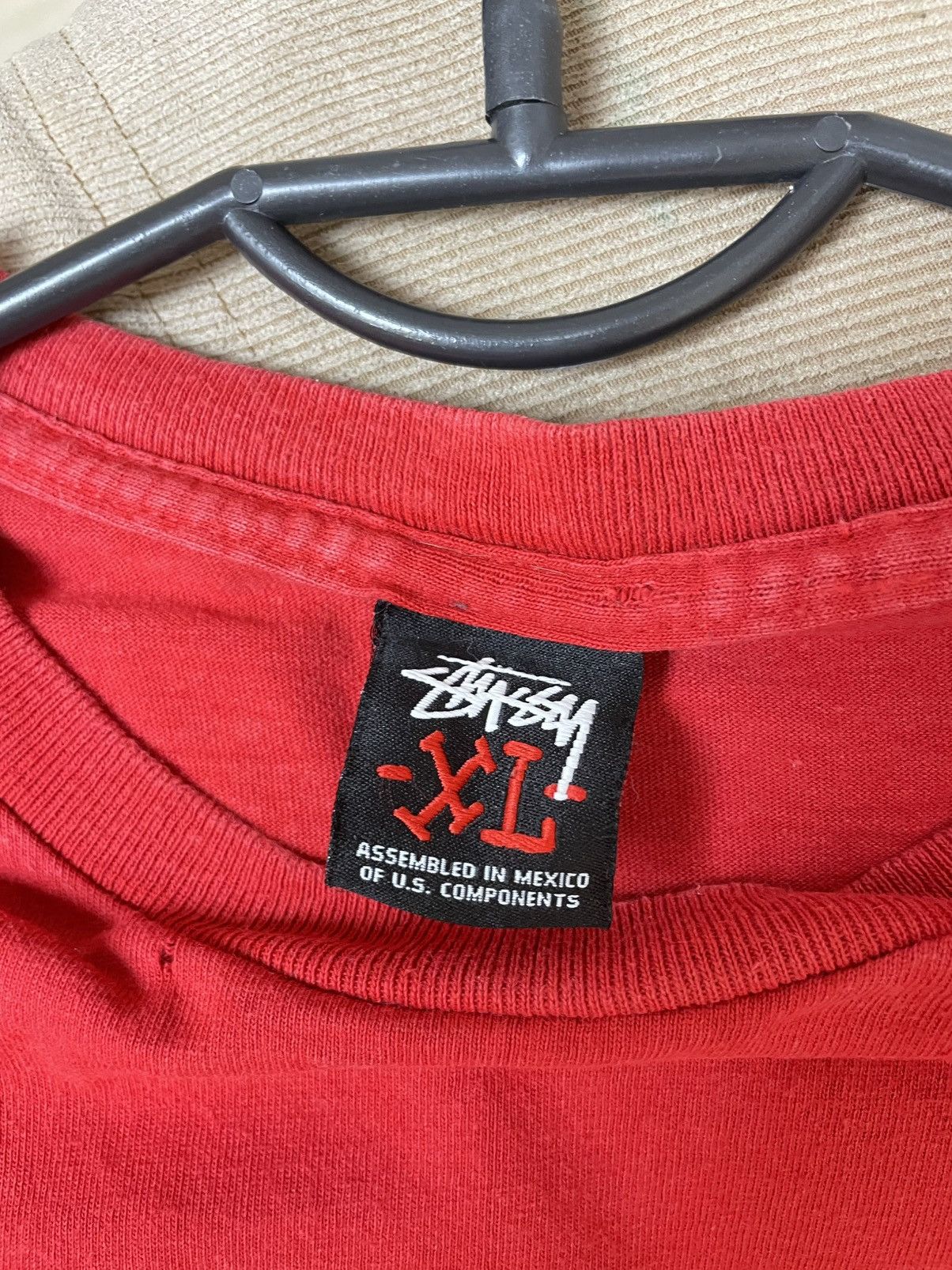 Stussy Vintage Stussy Big Logo Distressed Red T-Shirt Size US XL / EU 56 / 4 - 9 Thumbnail