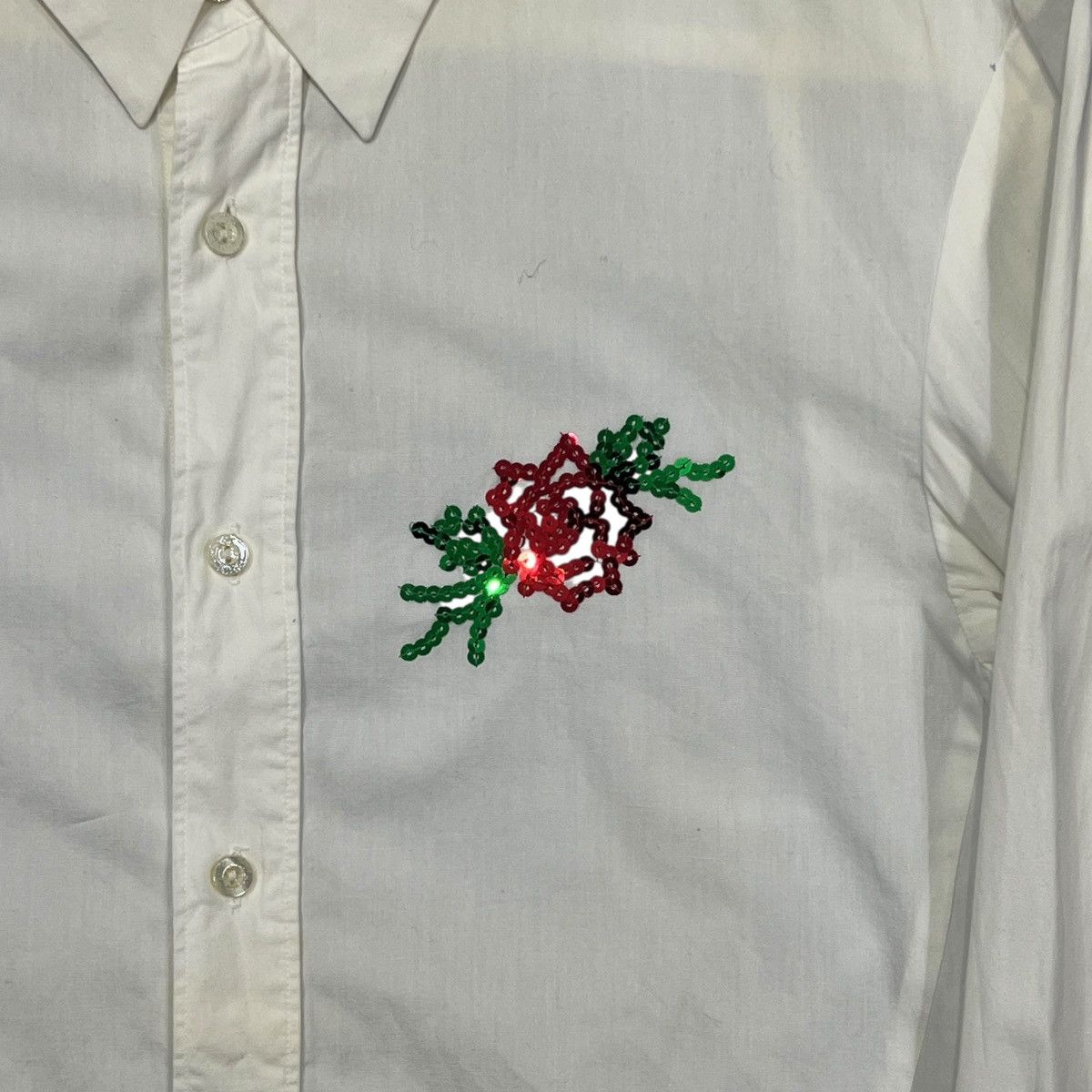 Number (N)ine NUMBER (N)INE 2006SS "GUNS'' Rose Sequins White Dress Shirts Size US L / EU 52-54 / 3 - 2 Thumbnail