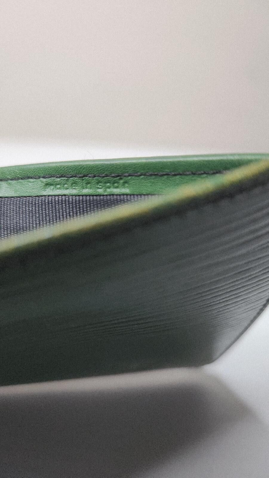 Louis Vuitton Louis Vuitton Epi Leather Bifold Wallet Green Men's Wallet Size ONE SIZE - 9 Thumbnail