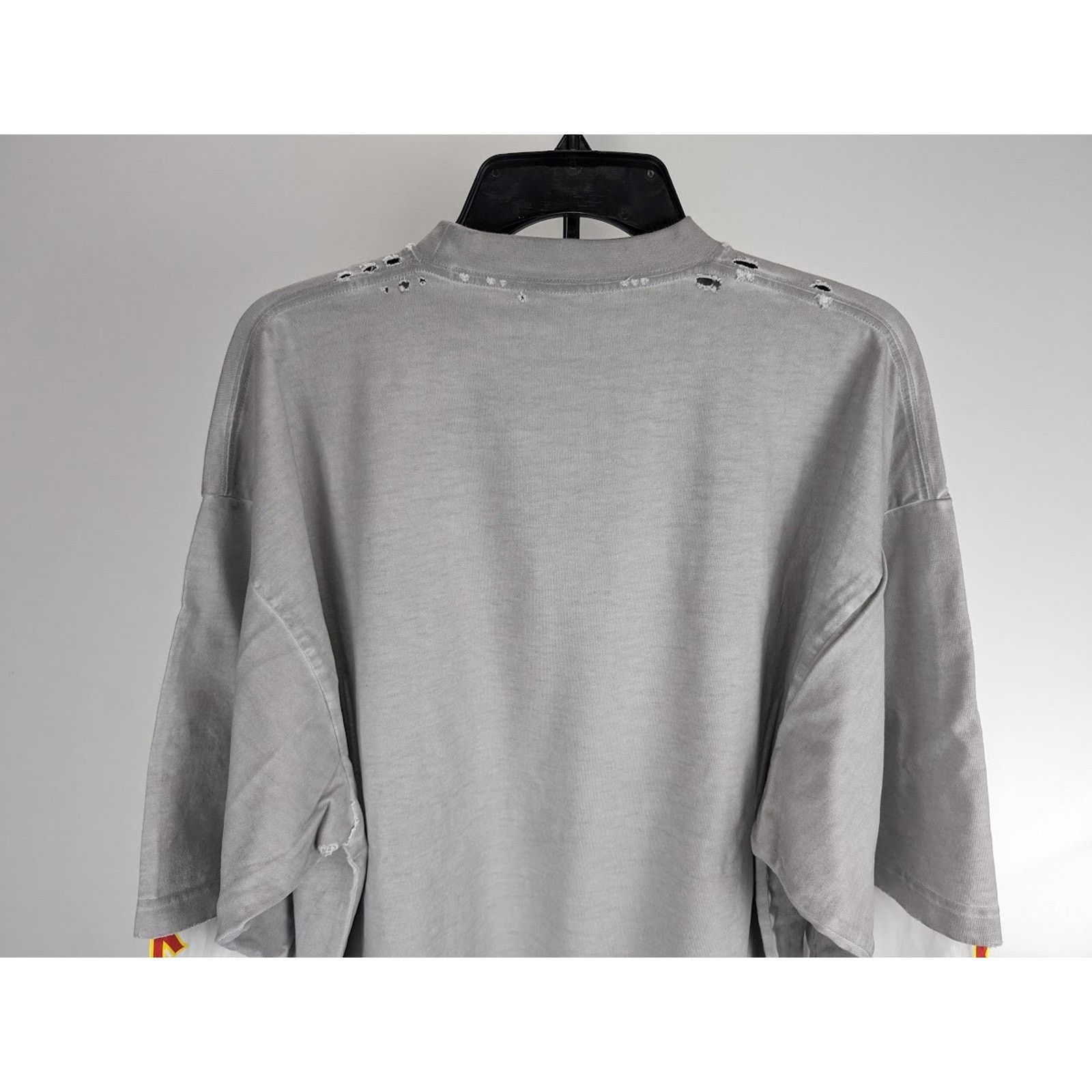 Balenciaga o1rshd1 Long Sleeve T-Shirt in Gray Size US M / EU 48-50 / 2 - 14 Thumbnail