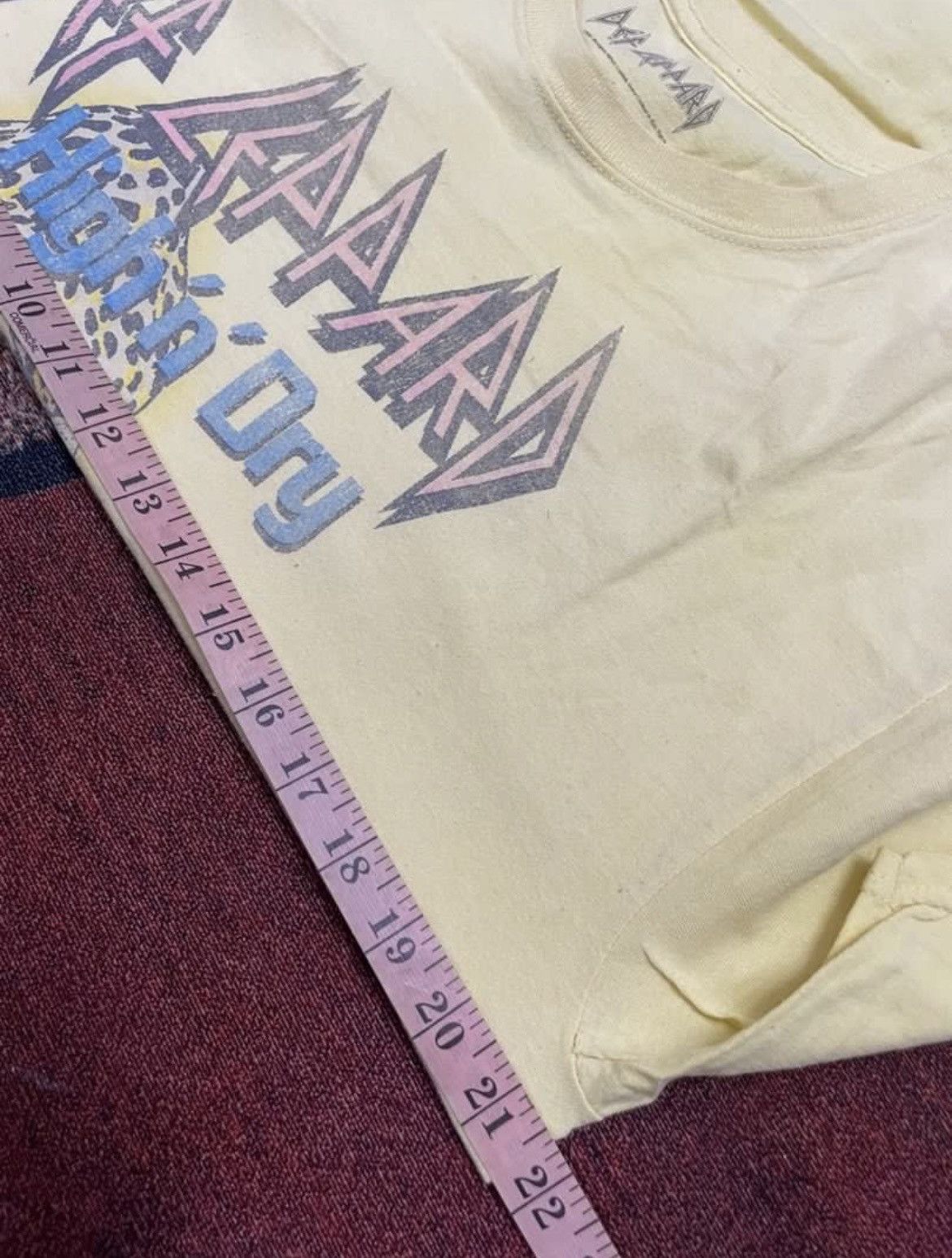 Band Tees Def leppard x goodie two sleeves tshirt Size US L / EU 52-54 / 3 - 5 Thumbnail
