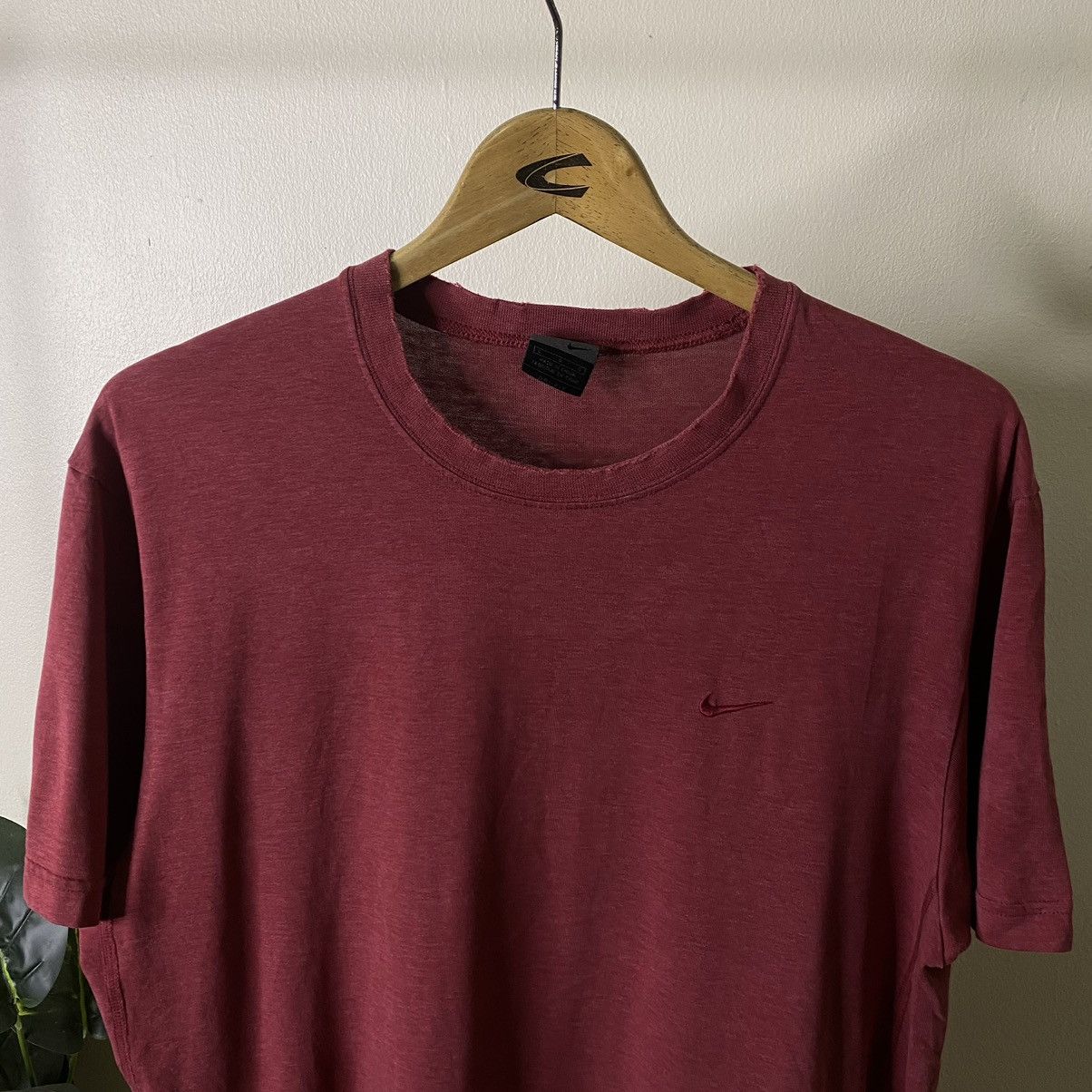 Nike × Vintage Vintage 2000s Nike Essential Small Swoosh Tee Size US M / EU 48-50 / 2 - 2 Thumbnail