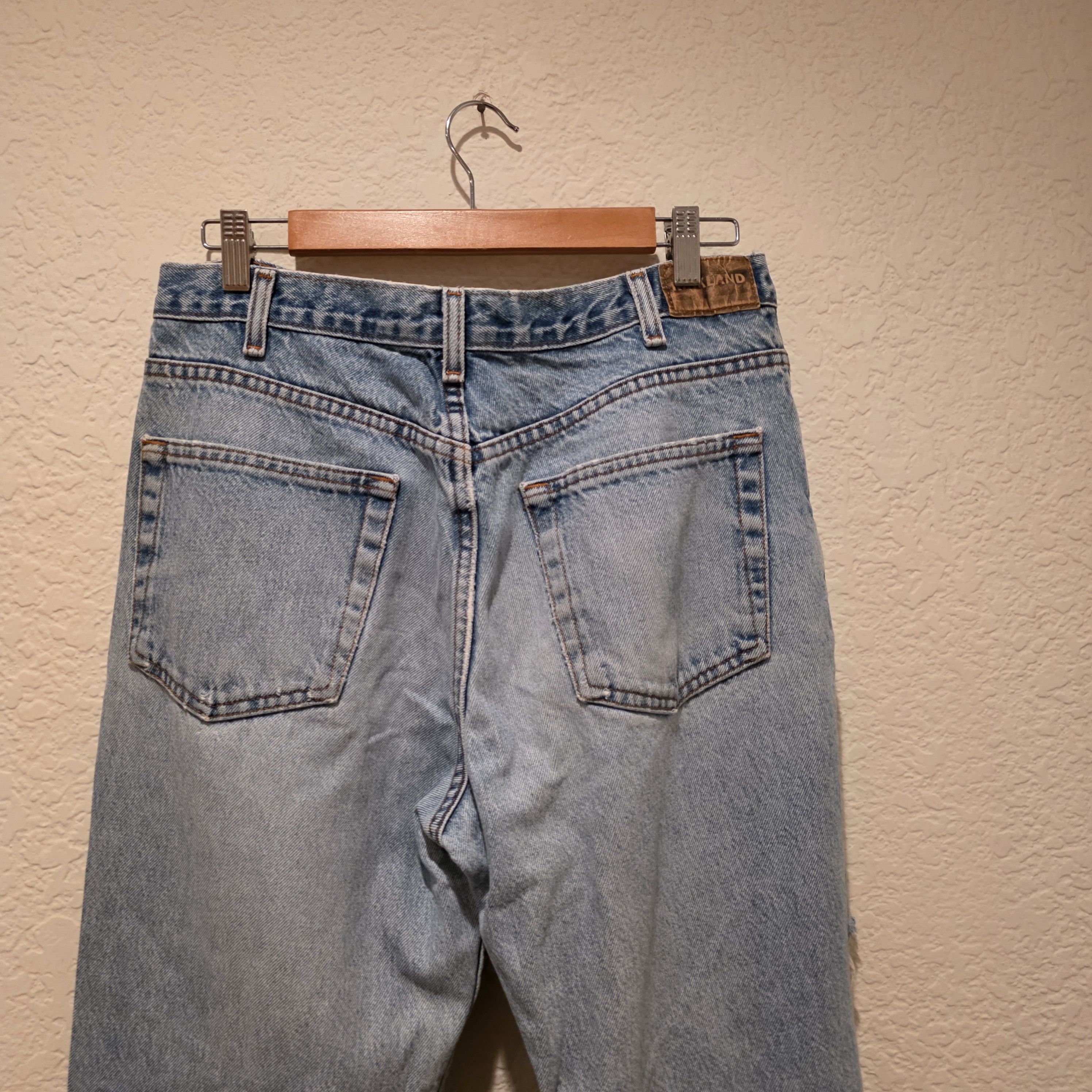 Kirkland Signature 34 x 32 distressed denim jeans Size US 34 / EU 50 - 6 Thumbnail