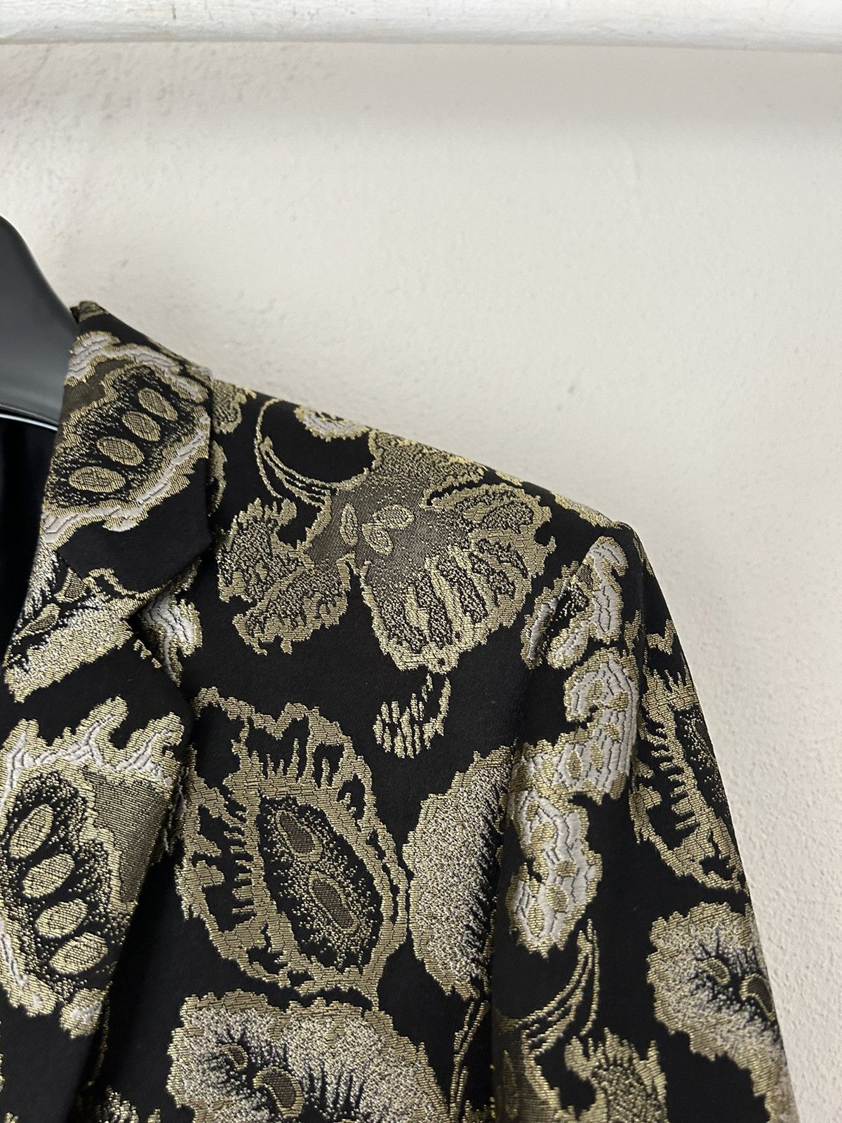Saint Laurent Paris SS18 Floral Embroidered Blazer Jacket Size US S / EU 44-46 / 1 - 8 Thumbnail