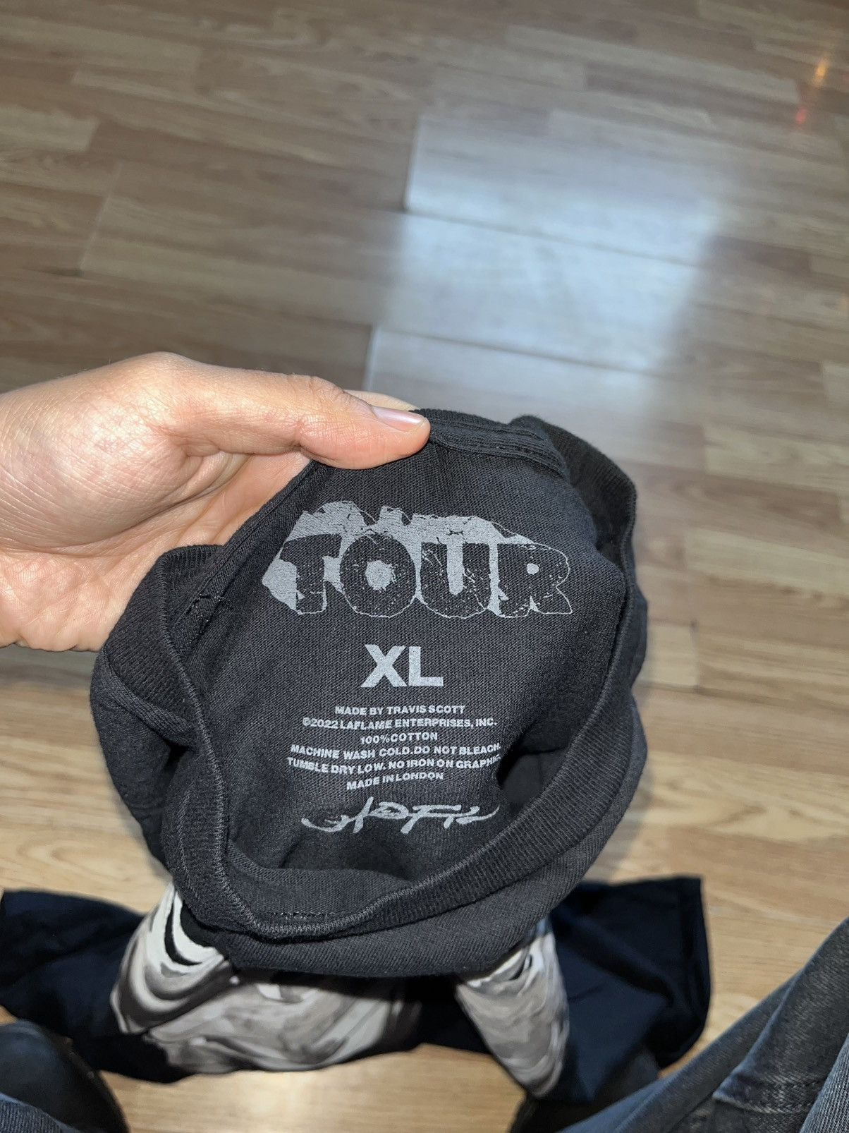 Travis Scott Utopia World Tour Merch Tee Size US XL / EU 56 / 4 - 4 Thumbnail