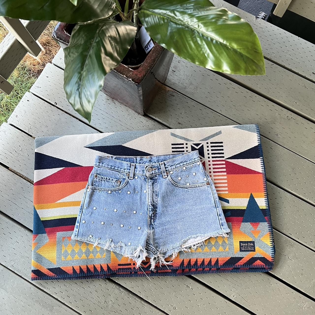 Levi's × Vintage Levi’s shorts Size 30" / US 8 / IT 44 - 2 Thumbnail