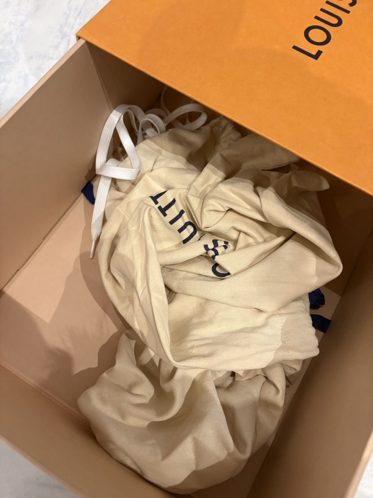 Louis Vuitton Louis Vuitton traîner virgil abloh blanche verte taille 9 US Size US 9 / EU 42 - 12 Thumbnail