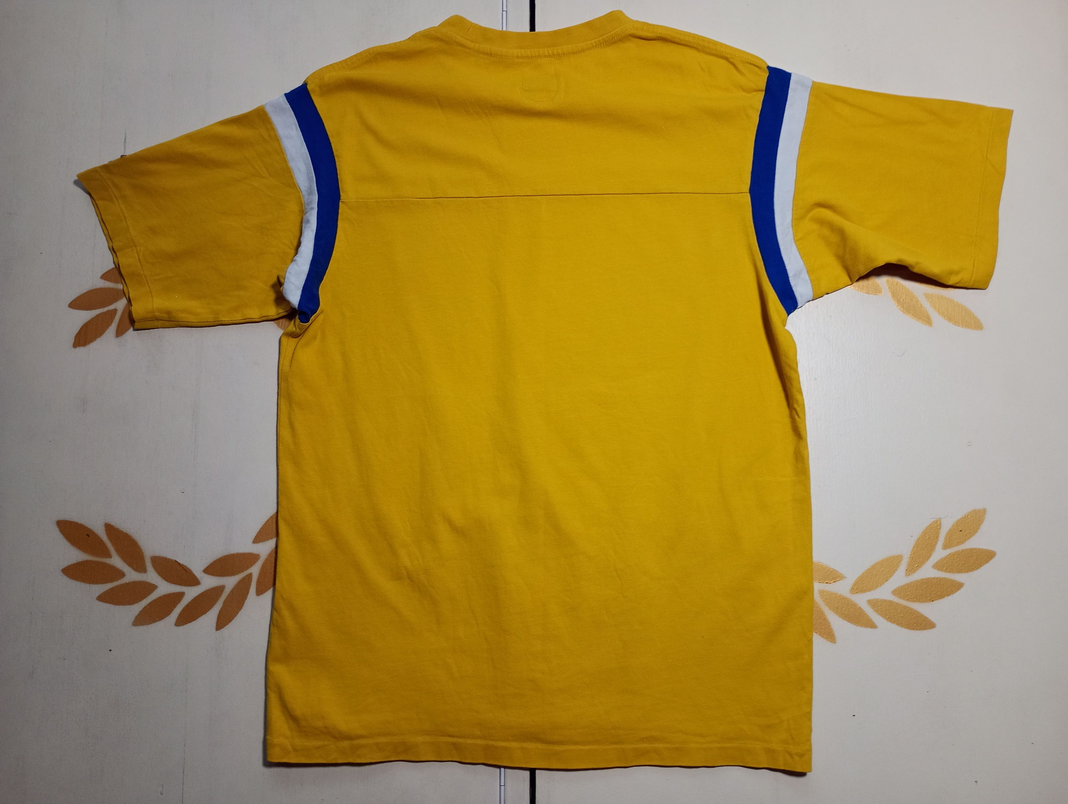 Levi's × Peanuts Levi's x Peanuts Jogging T-Shirt Size US S / EU 44-46 / 1 - 9 Thumbnail