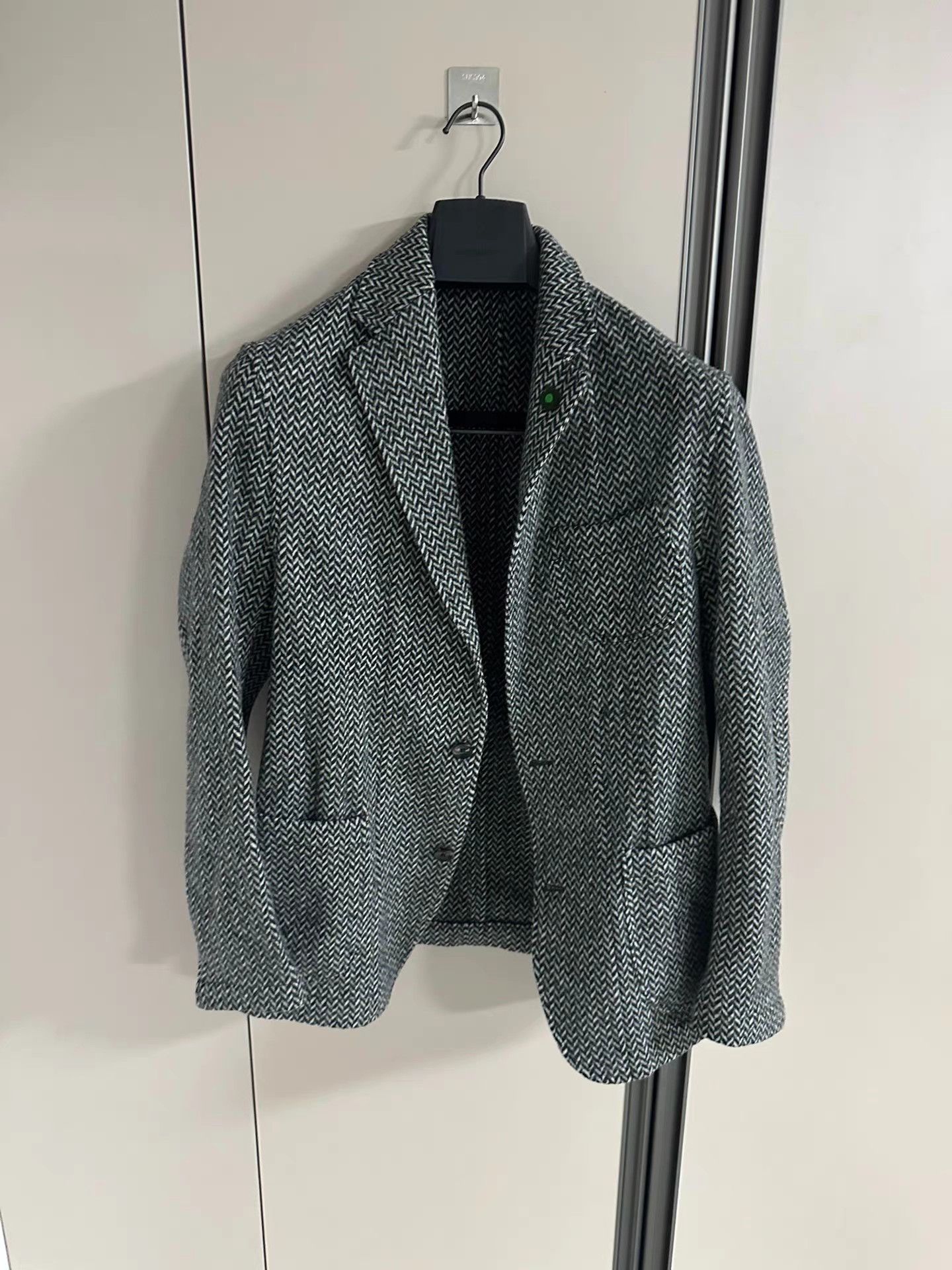 Lardini Lardini Wool-Cashmere Herringbone Blazer K18 Size US S / EU 44-46 / 1 - 1 Thumbnail