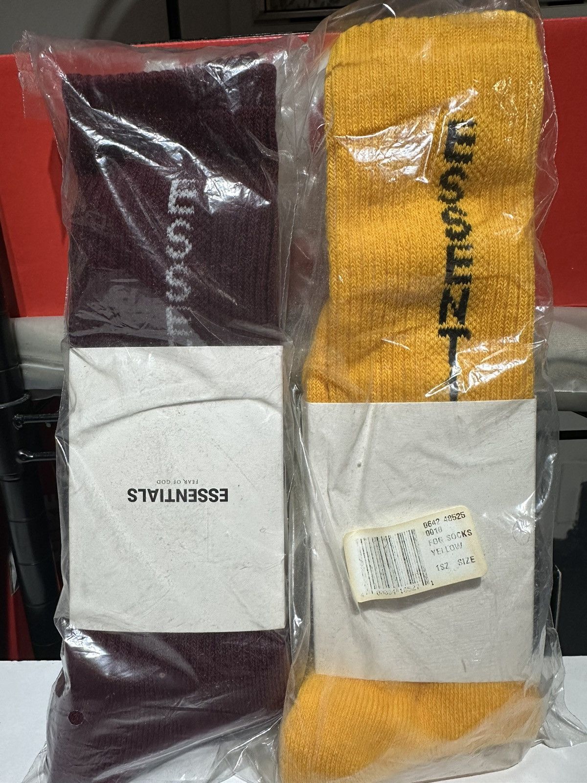 Essentials FOG Essentials Socks Fear of God Burgundy Yellow Size ONE SIZE - 1 Thumbnail