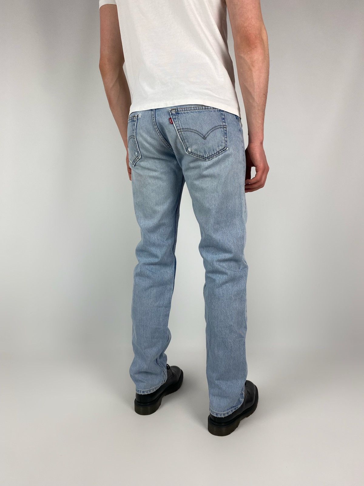 Levi's 2000s Vintage Distressed Levi’s 501 Washed Blue Denim Pants Size US 33 - 2 Thumbnail