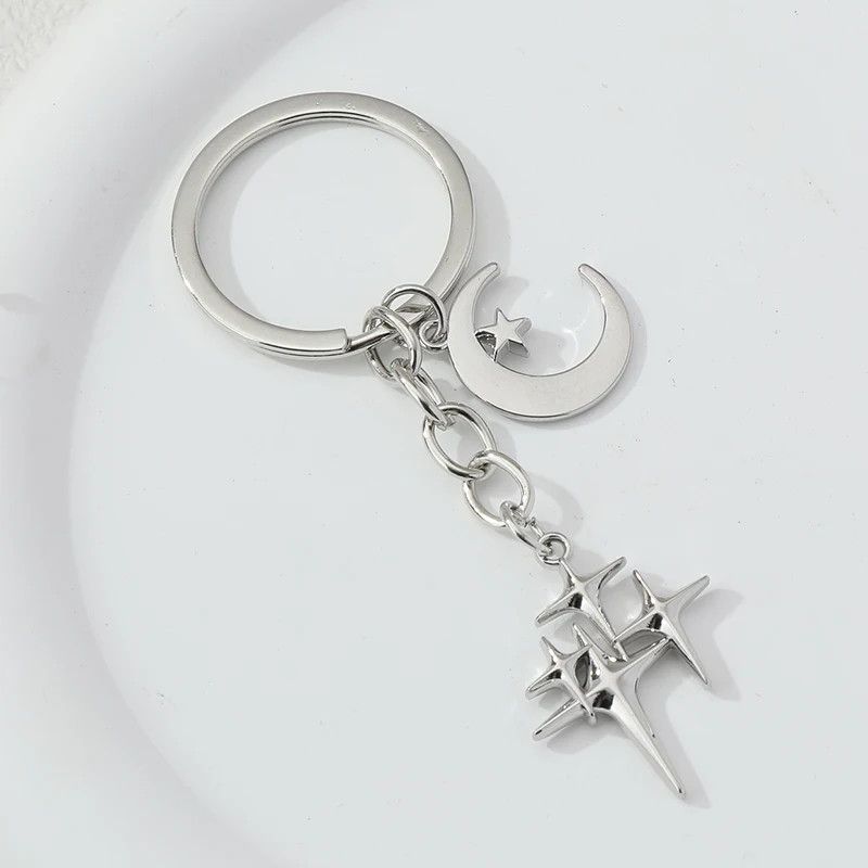 Jewelry Keychains Star Moon Metal Key Size ONE SIZE - 1 Thumbnail