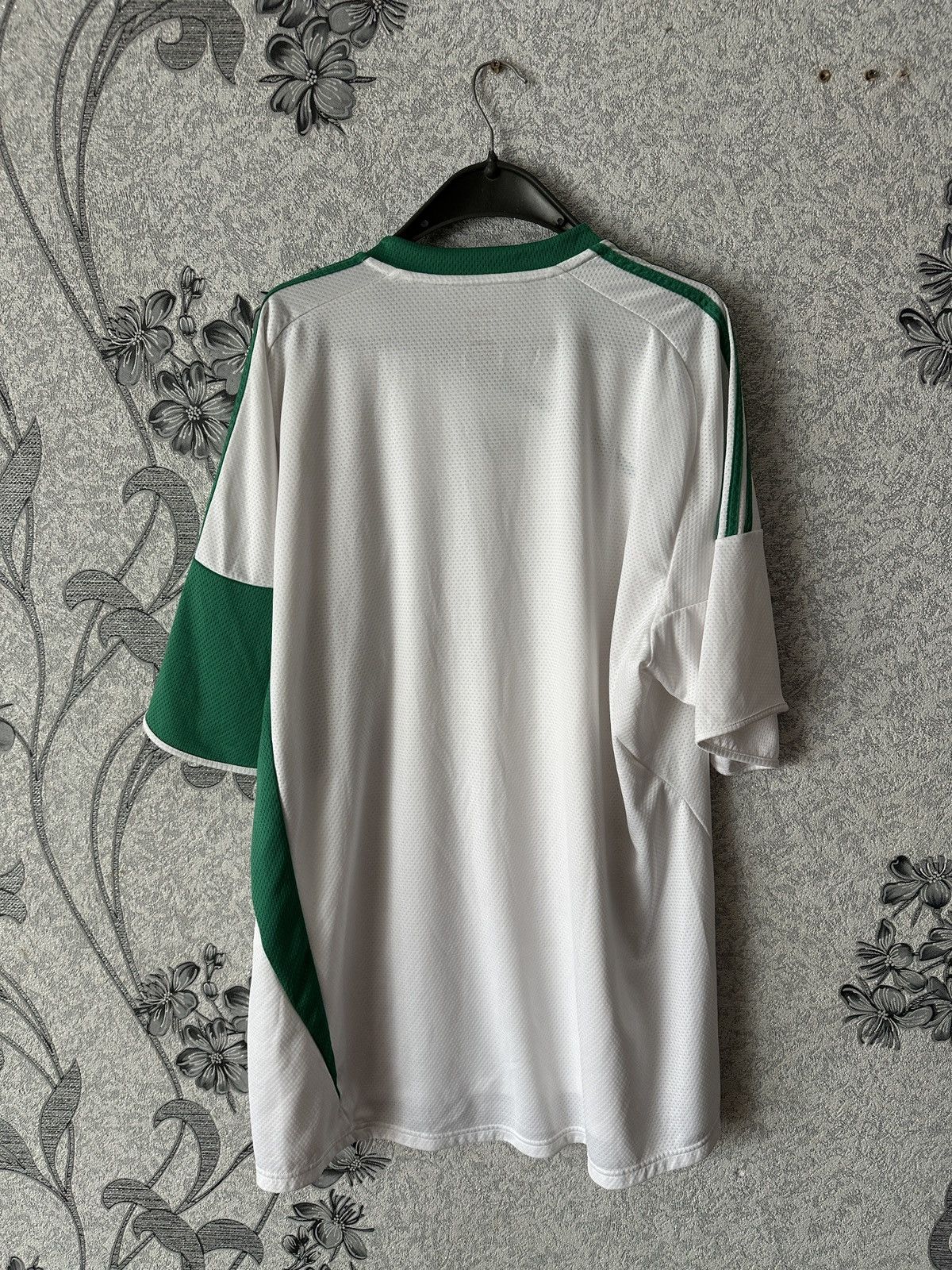 Adidas Wolfsburg 2009 2010 home shirt jersey 11 soccer football kit Size US XL / EU 56 / 4 - 5 Thumbnail