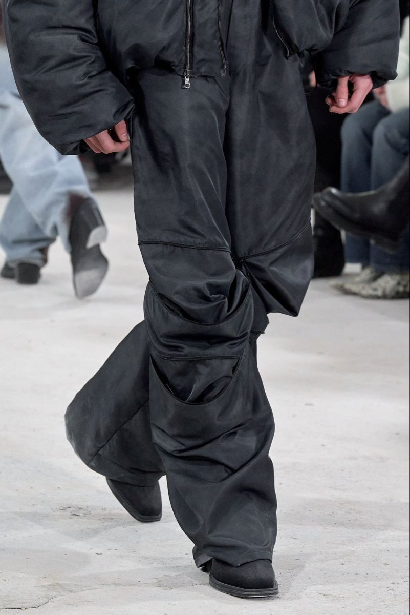 Y/Project BNWT Y/Project FW23 Runaway Black Nylon Zip Baggy Pants Size US 30 / EU 46 - 2 Thumbnail