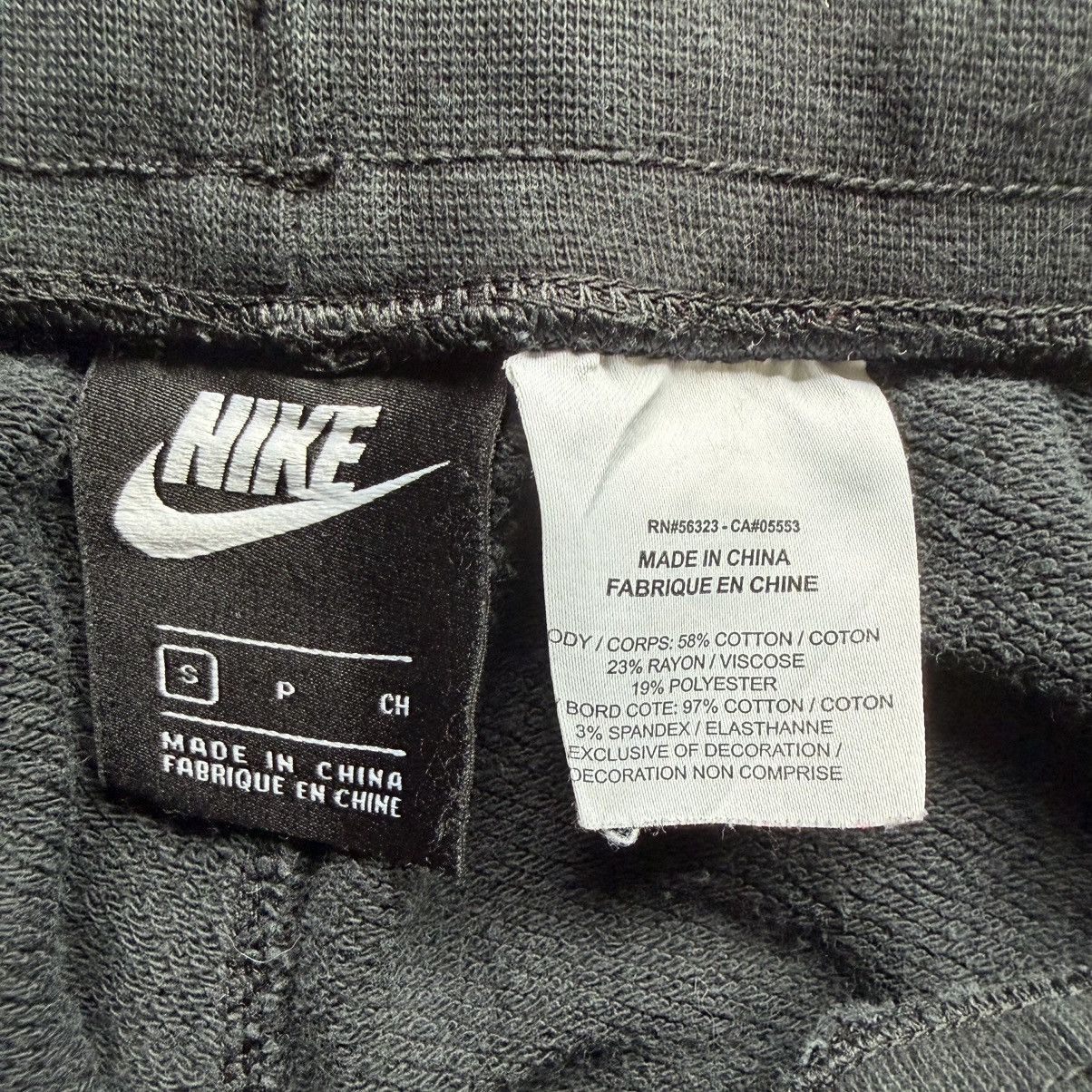 Nike Nike Air Max Day Alumni Shorts Mens Small Black Atmos Size US 32 / EU 48 - 3 Thumbnail