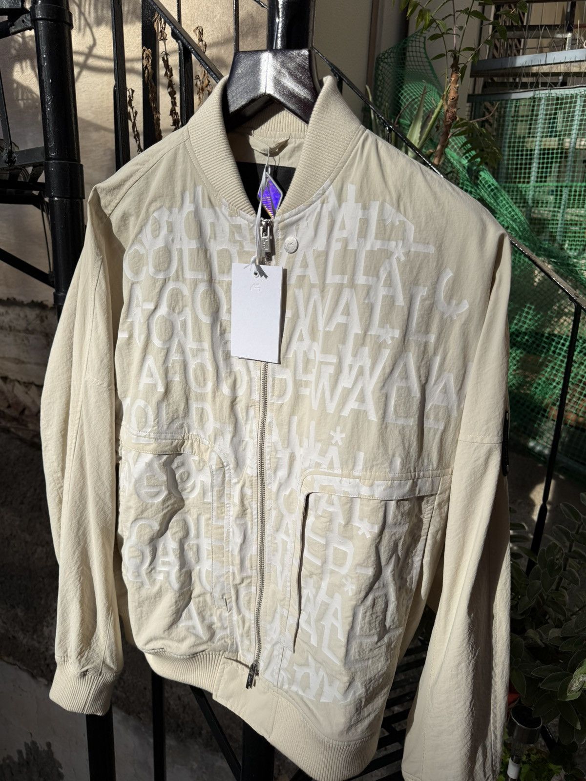 A-COLD-WALL* A-COLD-WALL* Beige Imprint Bomber Jacket Size US L / EU 52-54 / 3 - 1 Thumbnail