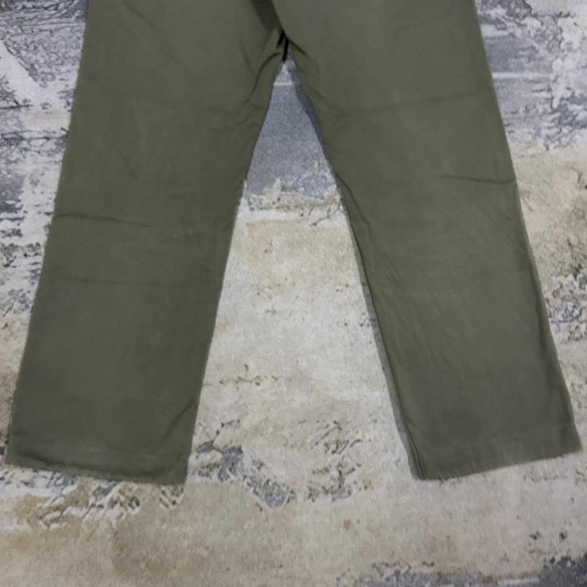 Japanese Brand × Uniqlo Japan Uniqlo Army Chinos Pants Size US 31 - 7 Thumbnail