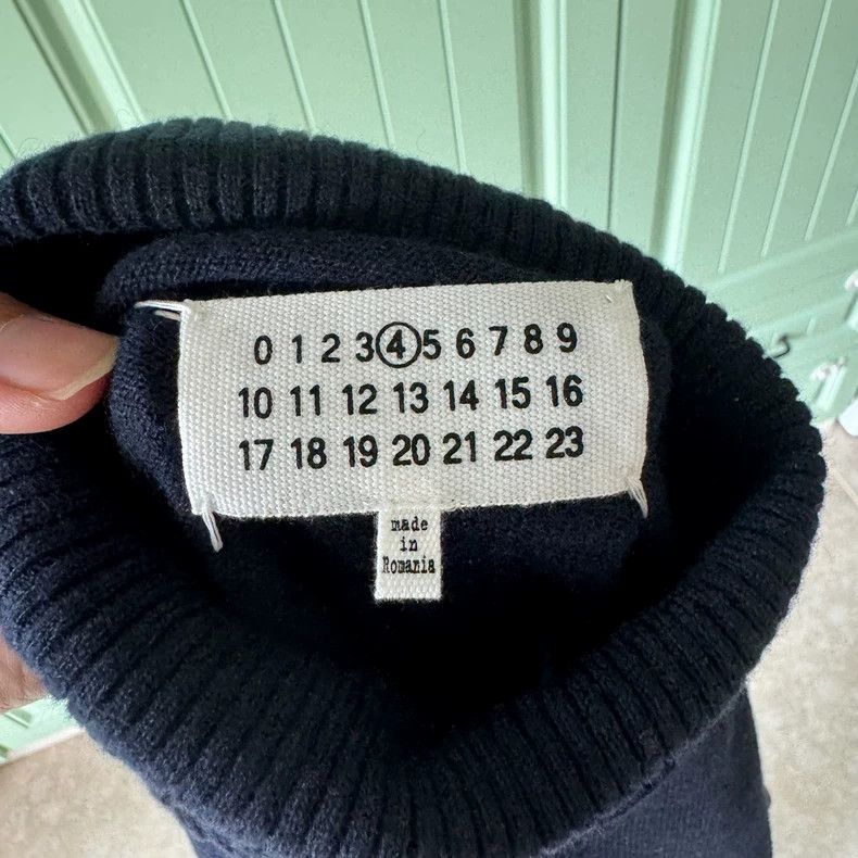 Maison Margiela Maison Margiela Black turtleneck sweater 2501-Nextarrow Size US M / EU 48-50 / 2 - 3 Thumbnail