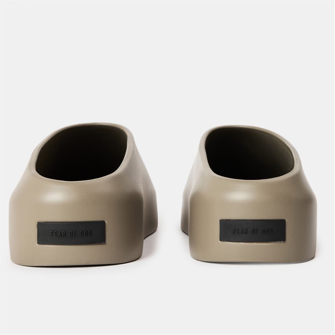 Fear of God o1g2r1mq0426 California Flat Mules in Willow Size US 9 / EU 42 - 4 Thumbnail