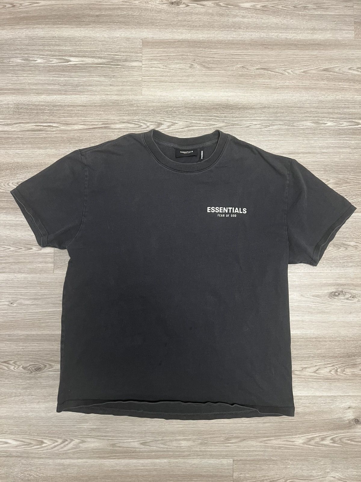 Essentials × Fear of God × Vintage Fear of God Essentials Boxy Photo Series T-Shirt Black Size US M / EU 48-50 / 2 - 2 Thumbnail