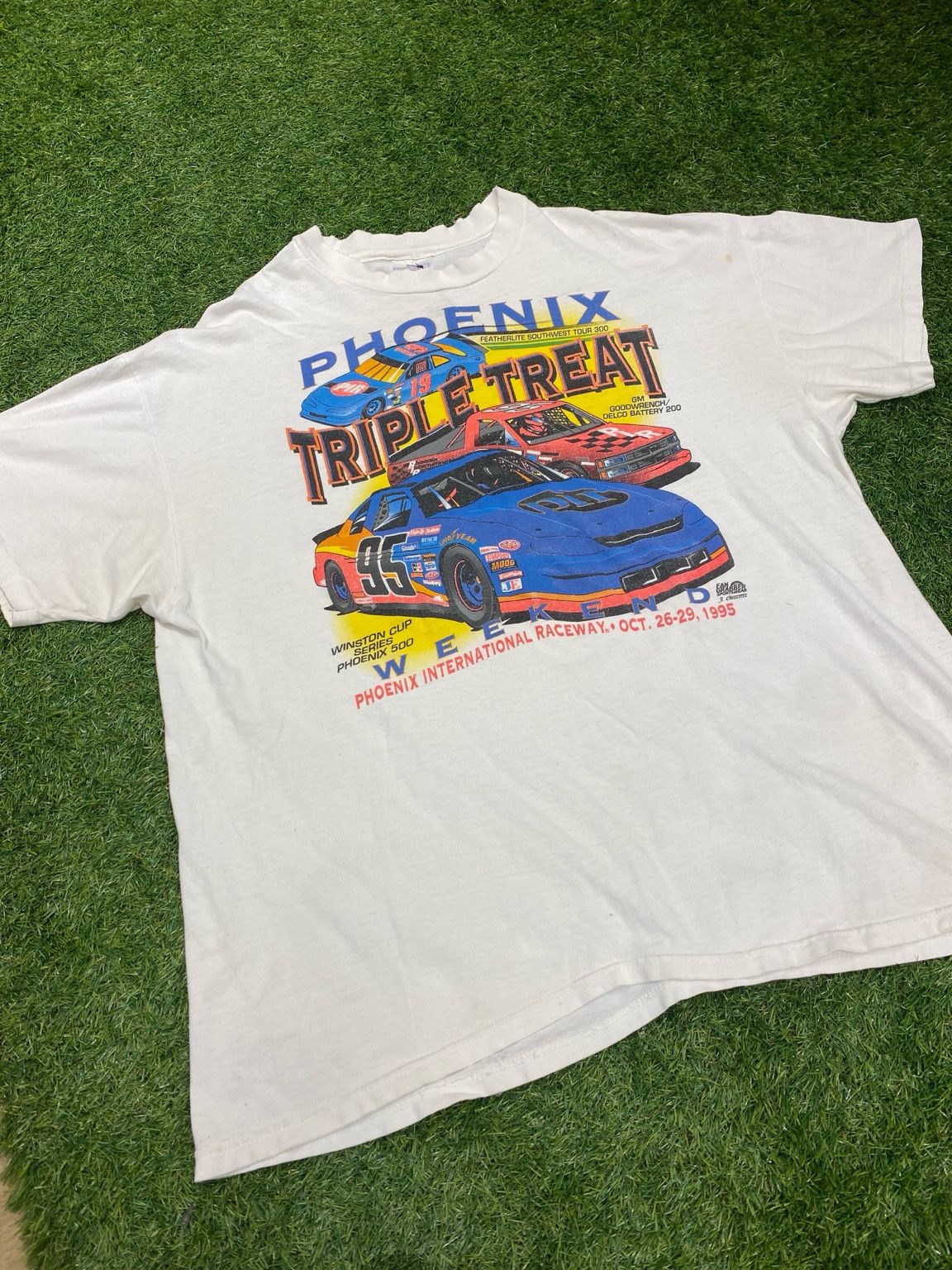 Hanes 1995 Phoenix International Raceway NASCAR Size US XXL / EU 58 / 5 - 1 Thumbnail