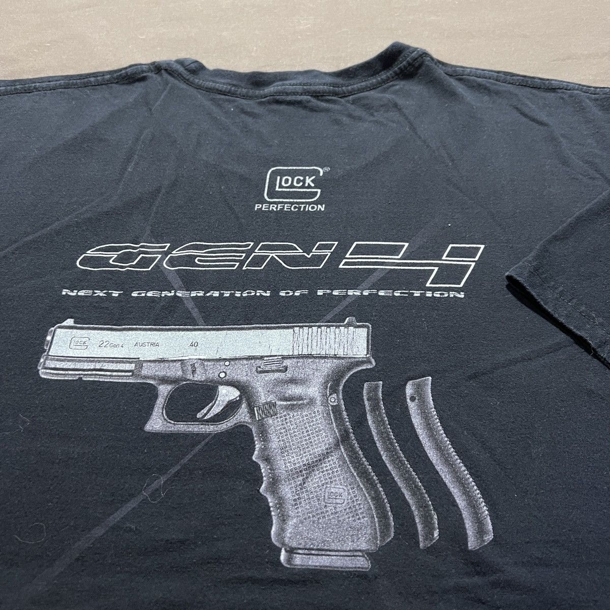 Vintage Vintage Y2K Glock Perfection Pistol Handgun Drill Tee 3XL Size US XXL / EU 58 / 5 - 1 Thumbnail