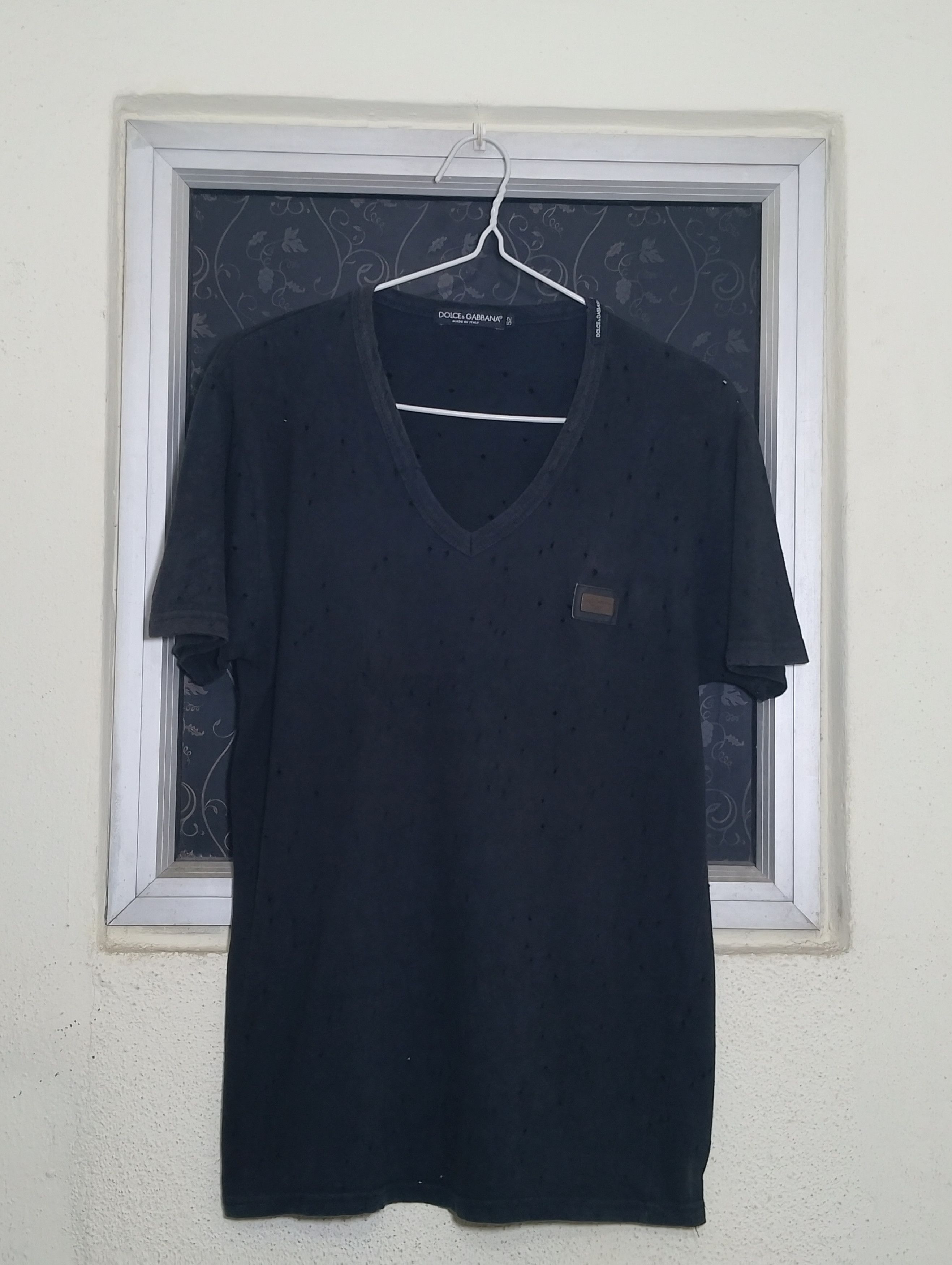 Dolce & Gabbana D&G Punched Holes T Shirt Size US L / EU 52-54 / 3 - 1 Thumbnail