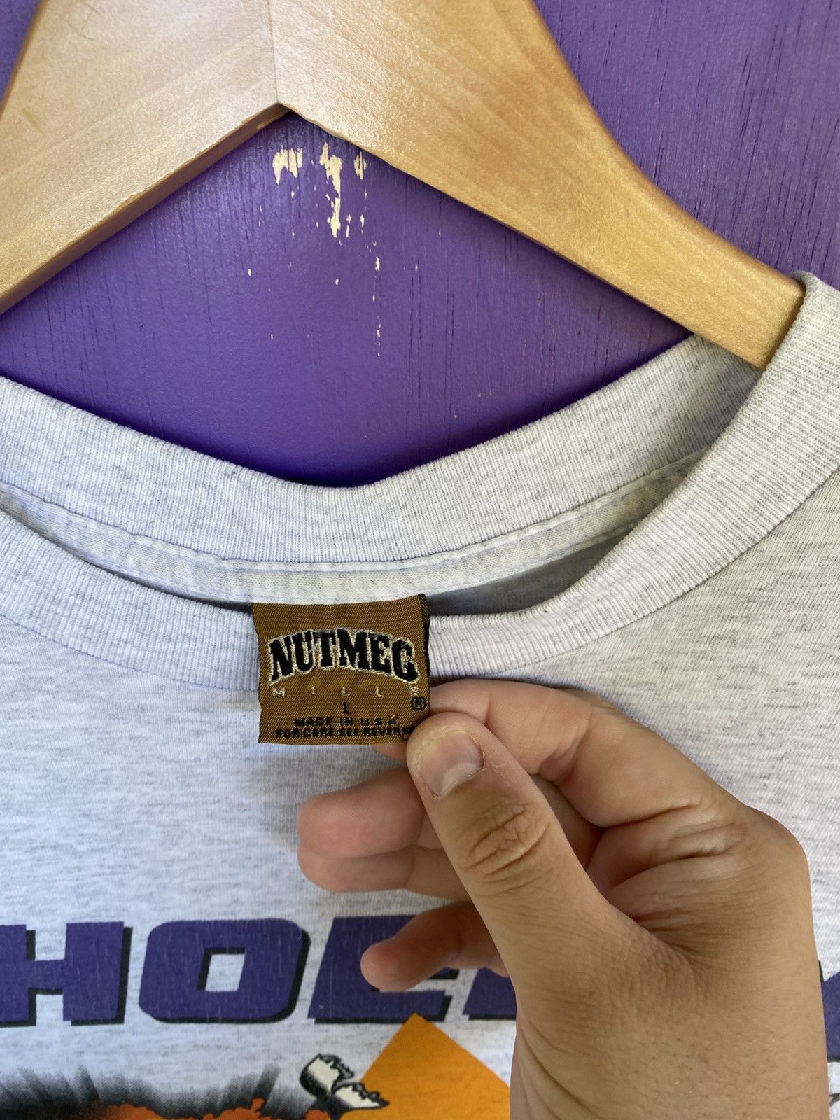 Nutmeg Vintage 90s Nutmeg Phoenix Suns breakthrough t-shirt Size US L / EU 52-54 / 3 - 4 Thumbnail