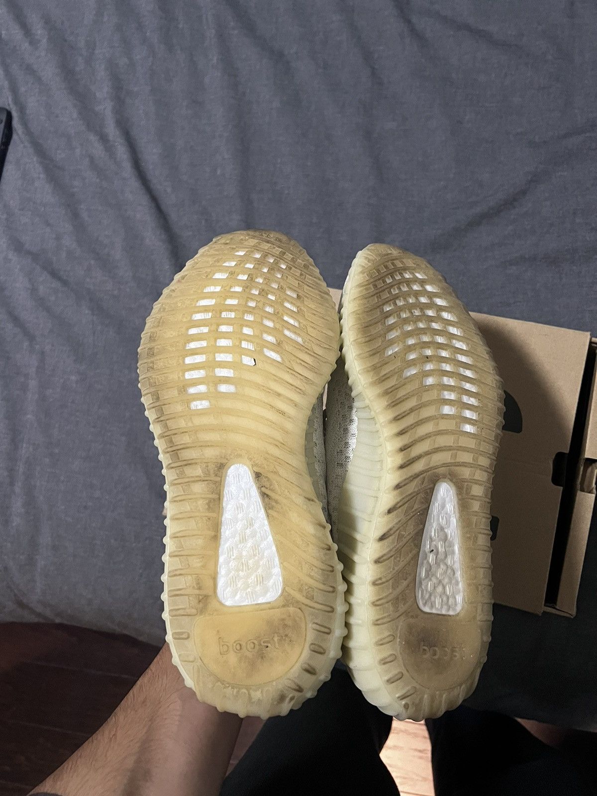 Adidas Yeezy Boost 350 V2 ‘Light’ Size US 9.5 / EU 42-43 - 8 Thumbnail
