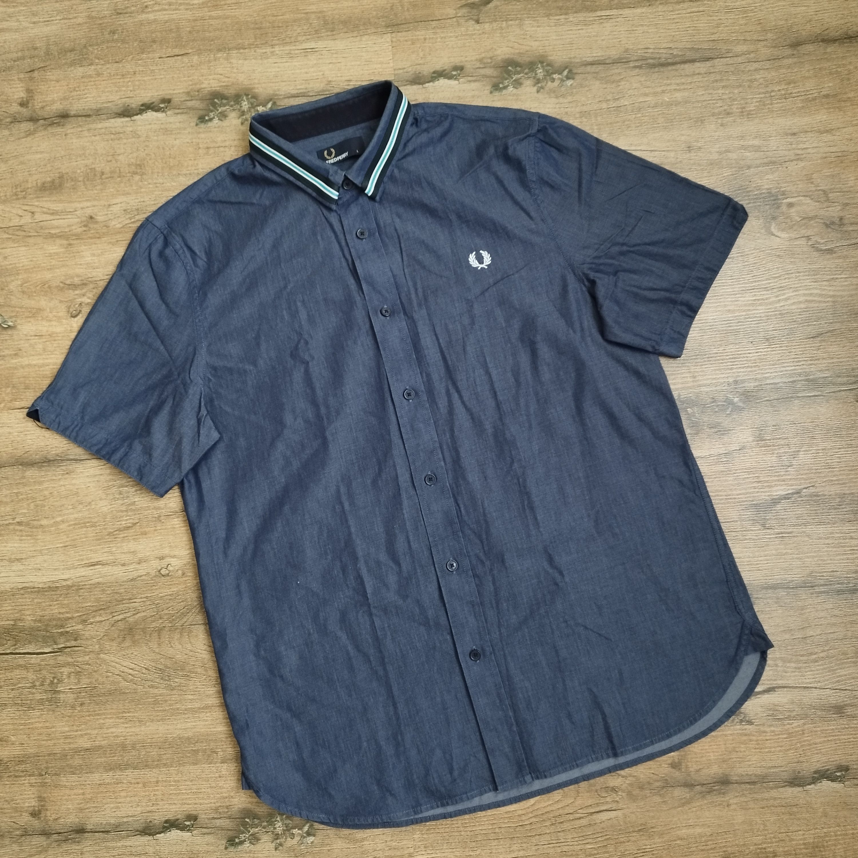 Fred Perry Fred Perry Button-Down Short Sleeve Shirt mens L size Size US L / EU 52-54 / 3 - 1 Thumbnail