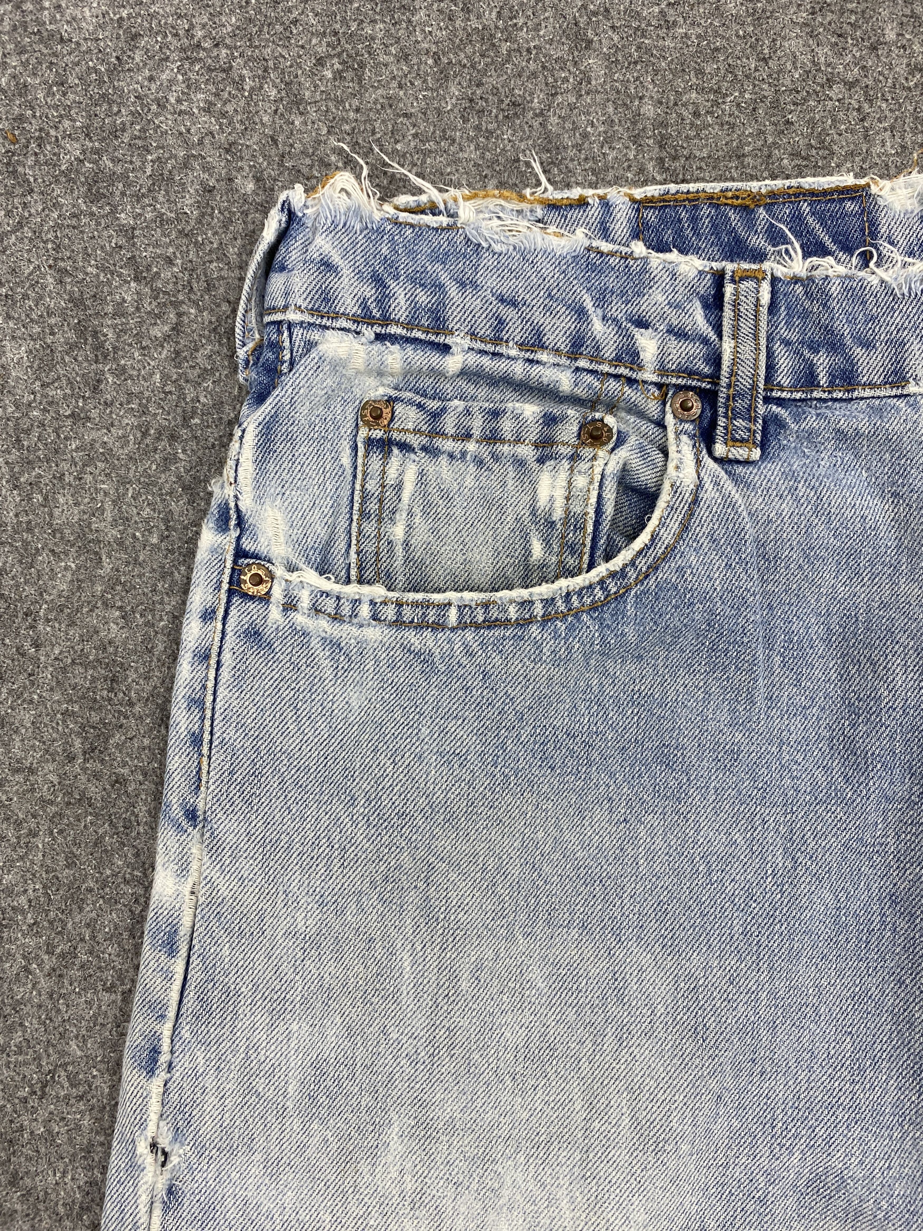 Levi's × Vintage Vintage 90s Levis 550 Light Washed Jeans Size US 34 / EU 50 - 10 Thumbnail