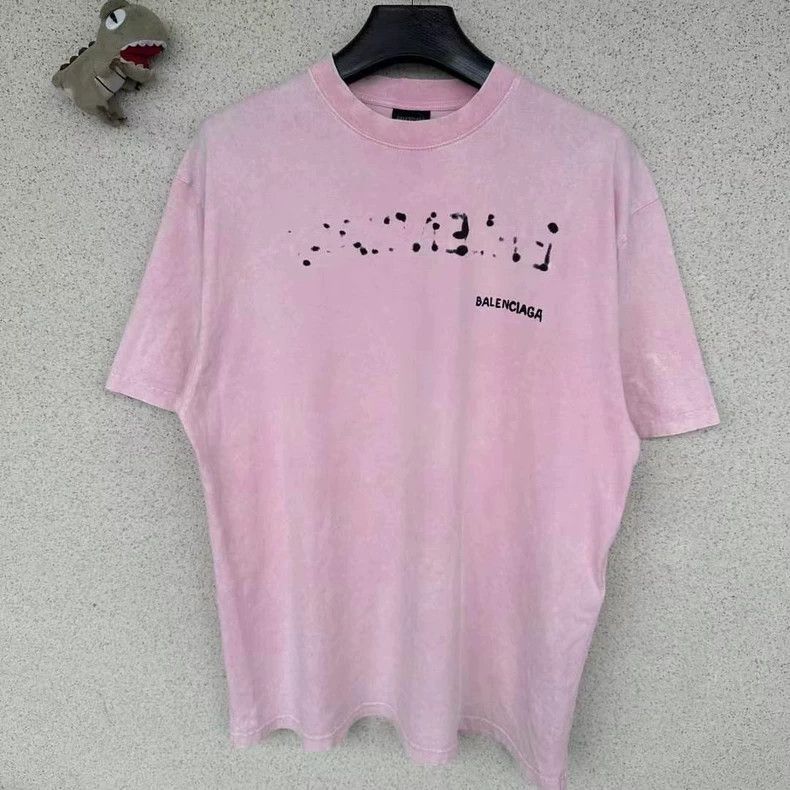 Balenciaga Balenciaga Pink Graffiti Print Short Sleeve Tee - dmc Size US M / EU 48-50 / 2 - 1 Thumbnail