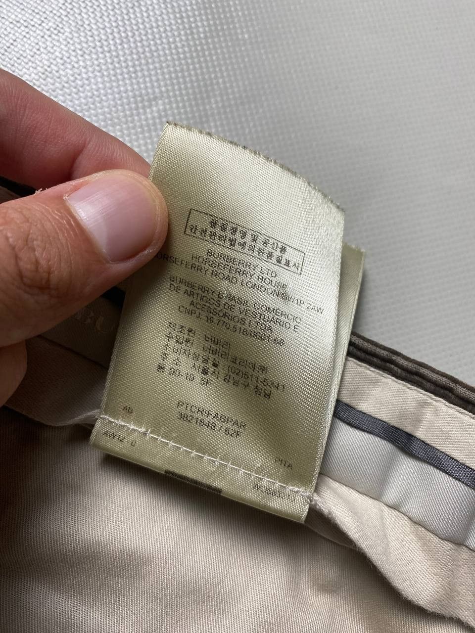Burberry × Vintage Burberry London Velvet Pants Size US 30 / EU 46 - 7 Thumbnail