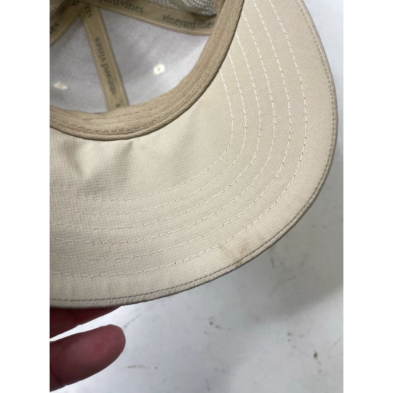 Vineyard Vines Vineyard Vines Trucker Hat Cap One Size Beige Men Whale Performance Cap Brown & Beige (No rips or tears) Size ONE SIZE - 5 Thumbnail