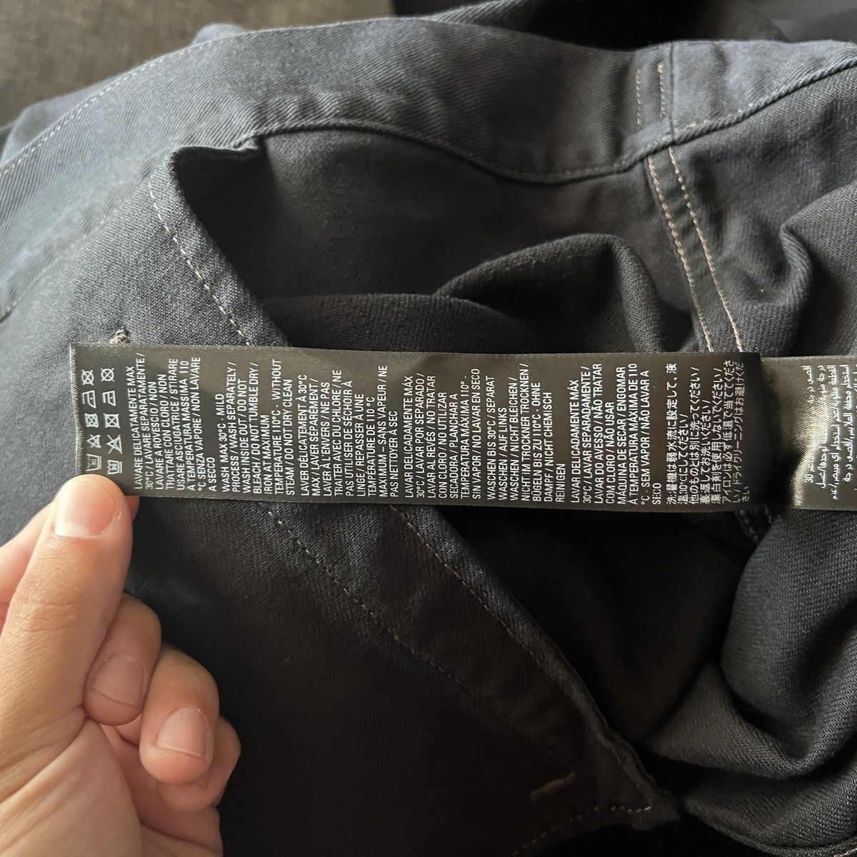 Balenciaga BALENCIAGA FW22 OVERSIZED DENIM HOODIE Size US XL / EU 56 / 4 - 6 Thumbnail