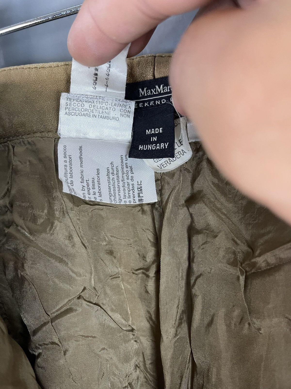 Max Mara × Vintage Vintage Max Mara Hungary Leather Pants Size 26" / US 2 / IT 38 - 9 Thumbnail