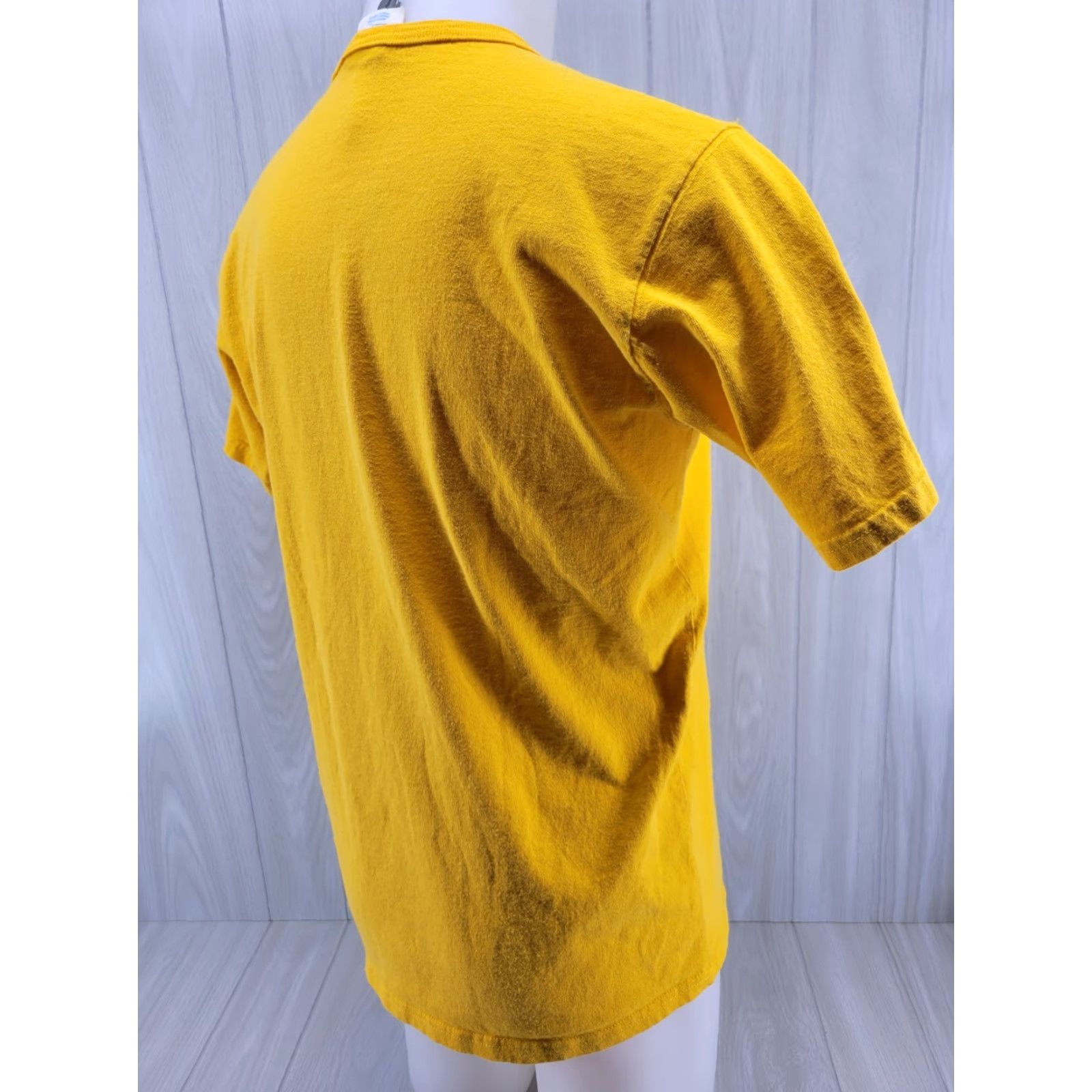 Champion VINTAGE Champion Shirt Mens L Yellow Spell Out Felt Script Blue Tag 90s Shirt Men 90s Size US L / EU 52-54 / 3 - 4 Thumbnail