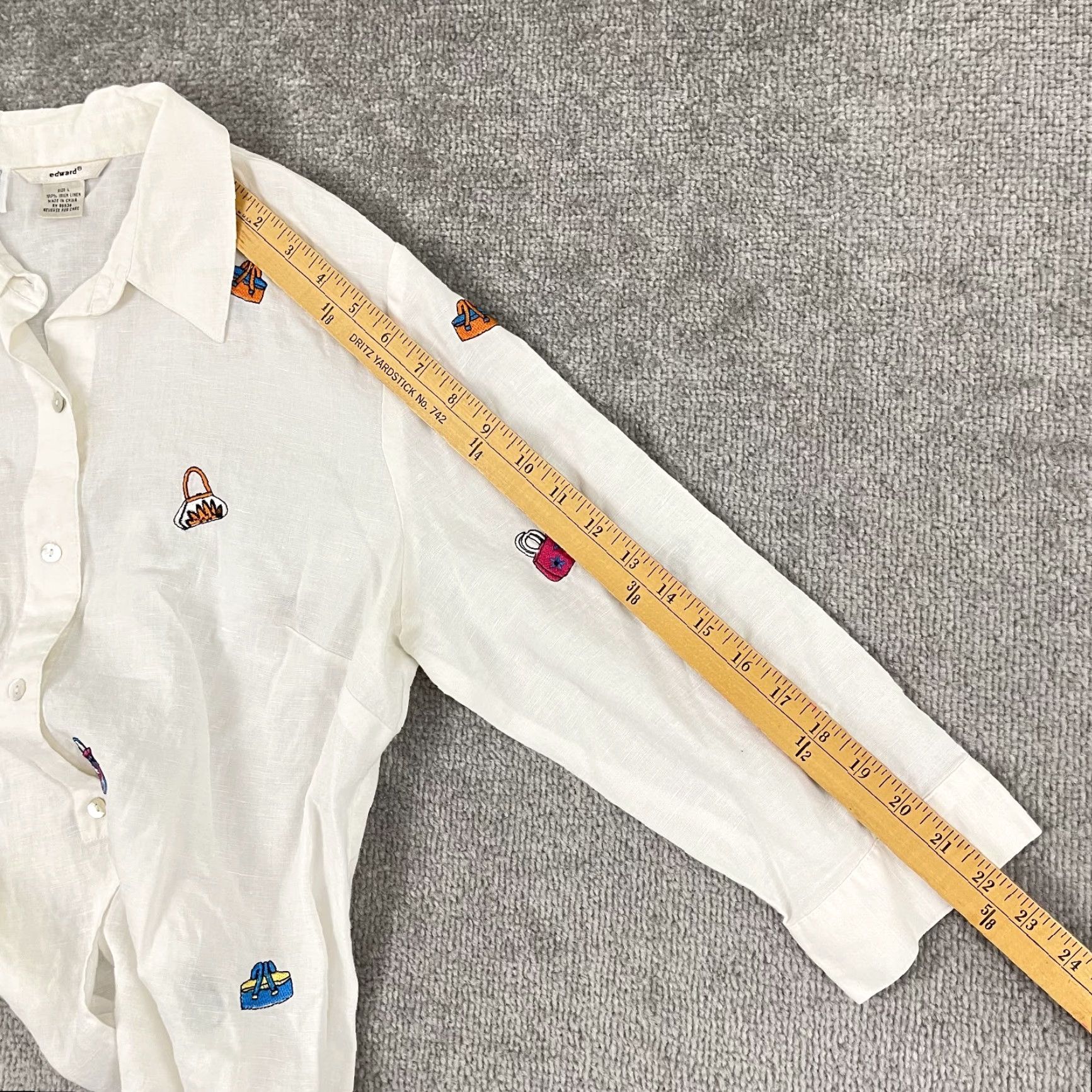 Vintage Edward Shirt Womens Large White 100% Irish Linen Tie Front Embroidered Pursed Bag Casual Shirt Womens L White Embroidered Linen Tie Front Edward Shirt Size L / US 10 / IT 46 - 6 Thumbnail