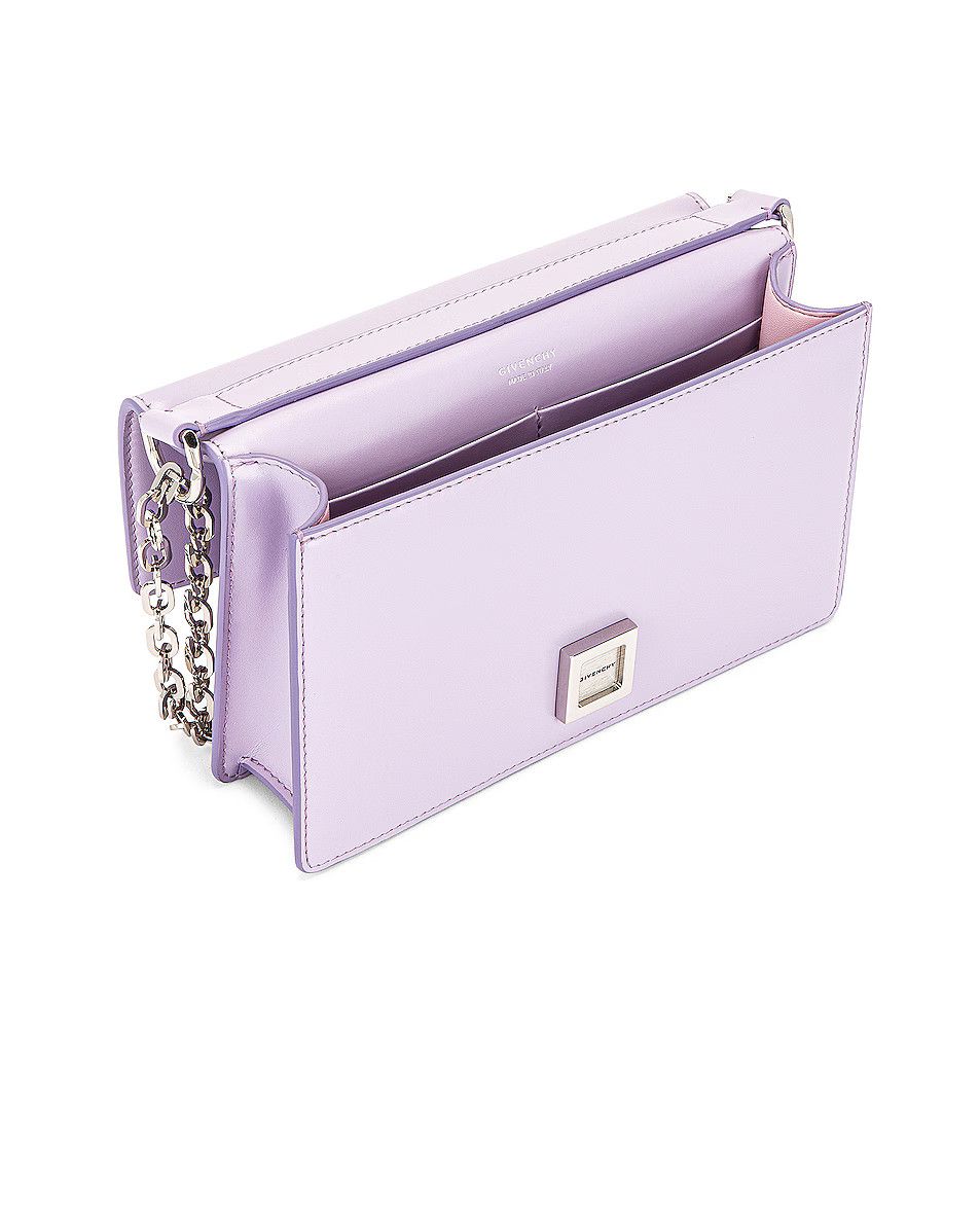 Givenchy o1loc1c0824 Size: OS / Shoulder Bag in Lilac Size ONE SIZE - 4 Thumbnail