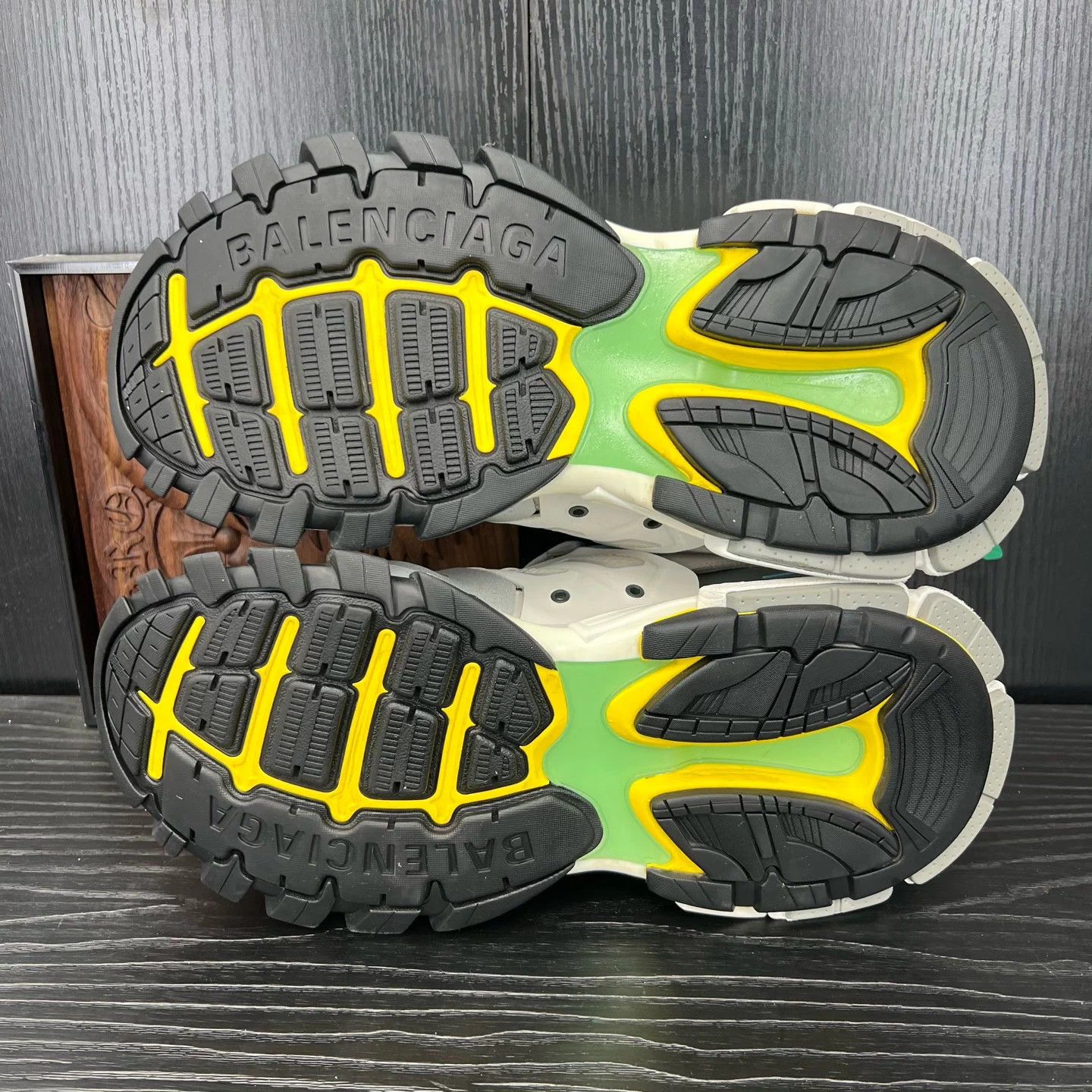 Balenciaga Balenciaga Track Sneakers Grey Sz 43 EUC Size US 10 / EU 43 - 6 Thumbnail