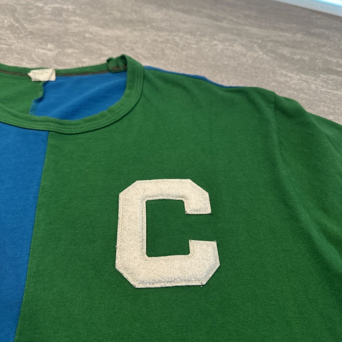 Champion × Todd Snyder Todd Snyder Champion Chenille Patch Cut Sew Shirt Large Size US L / EU 52-54 / 3 - 2 Thumbnail