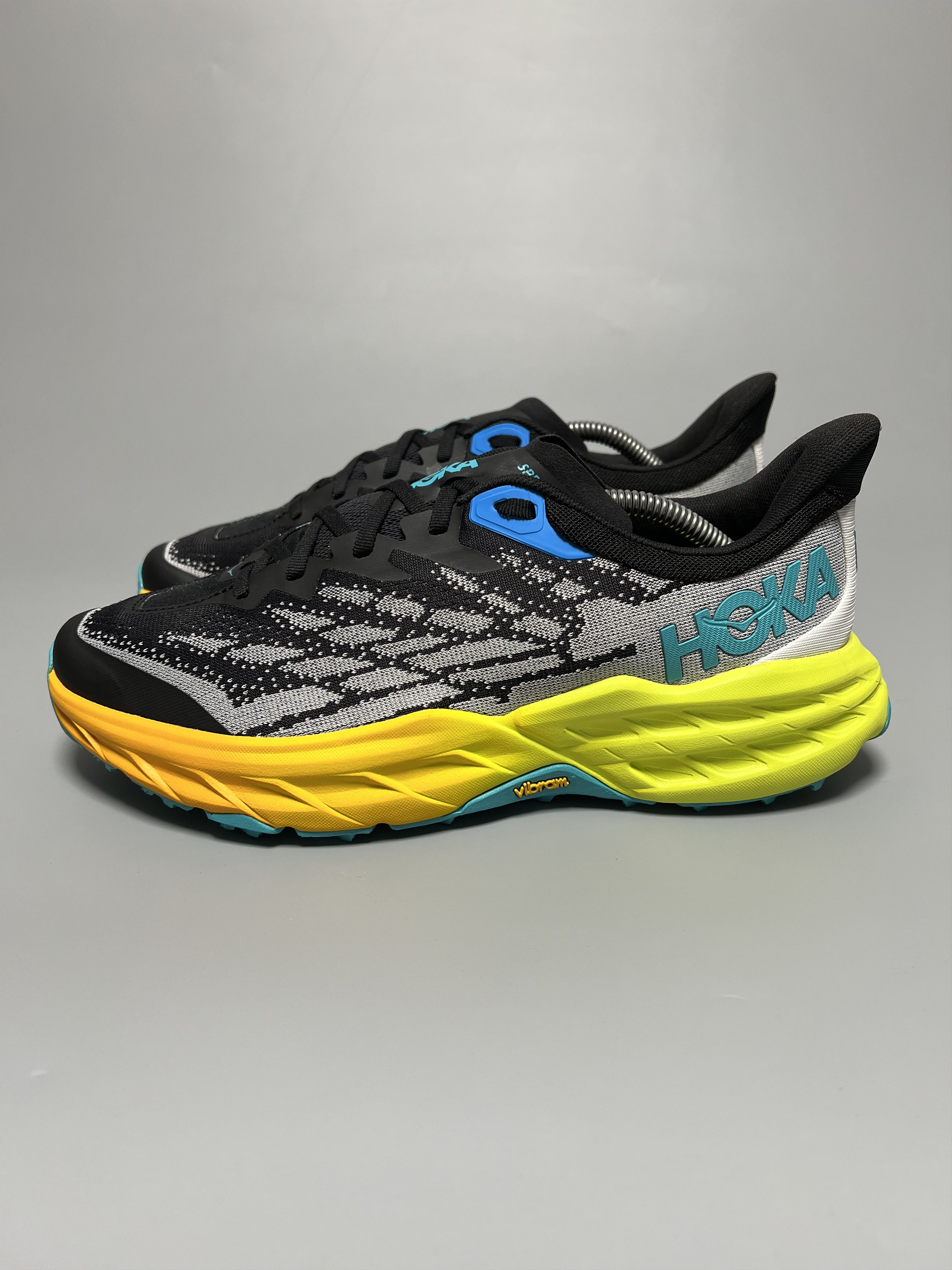 Hoka 9D Sample Hoka One One Speedgoat 5 Trail Running Shoes Size US 9 / EU 42 - 2 Thumbnail