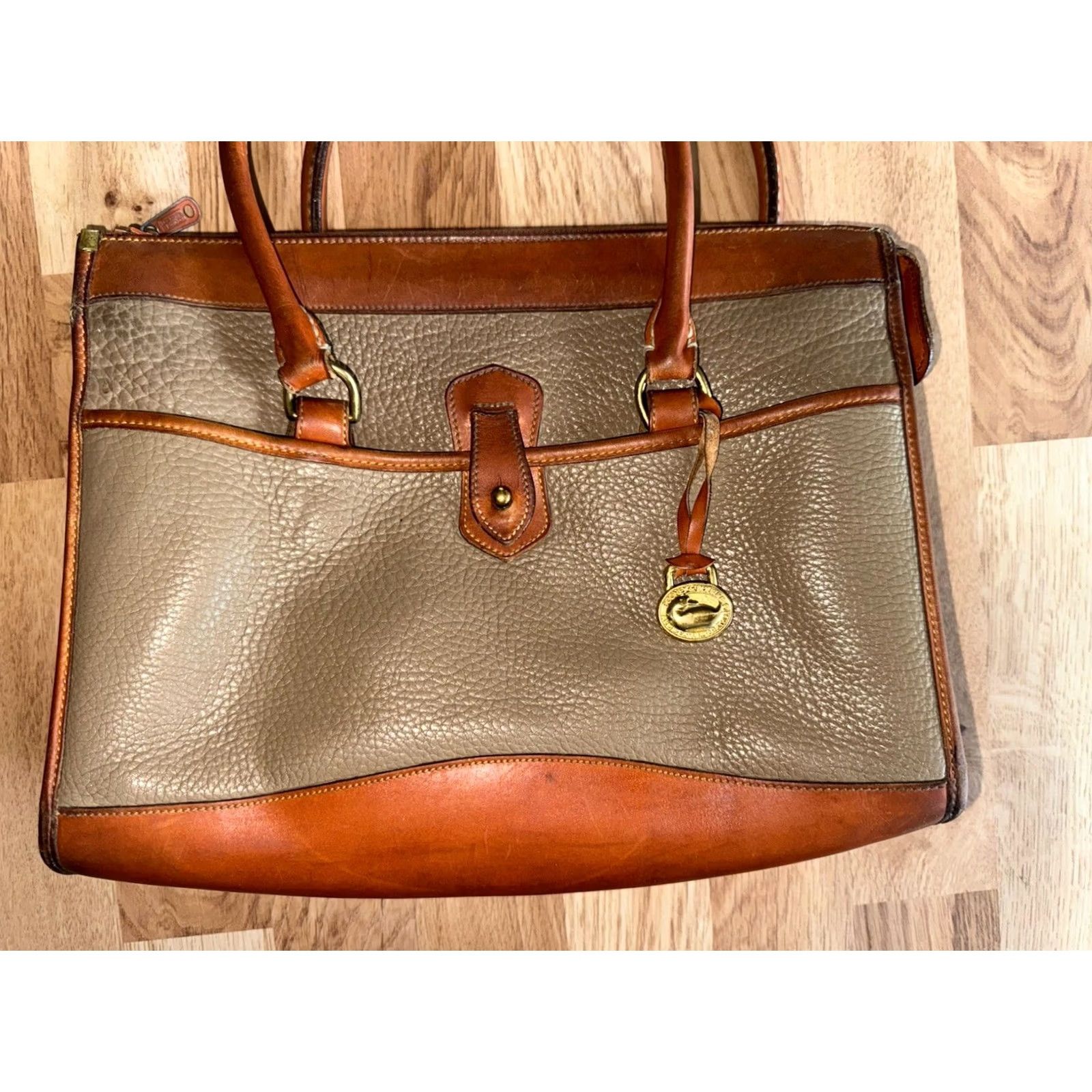 Dooney & Bourke VINTAGE Dooney Bourke Satchel Bag Leather Medium Cognac Good Condition USA 80s 90s Womens Size ONE SIZE - 4 Thumbnail